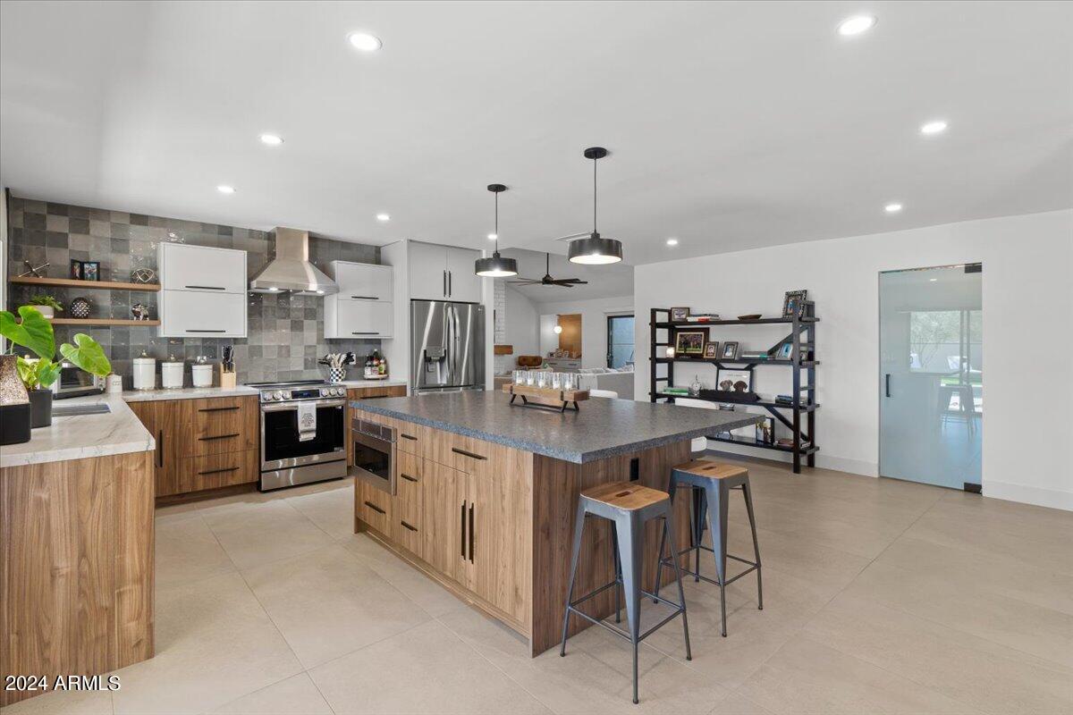 4625 E MOUNTAIN VIEW Road