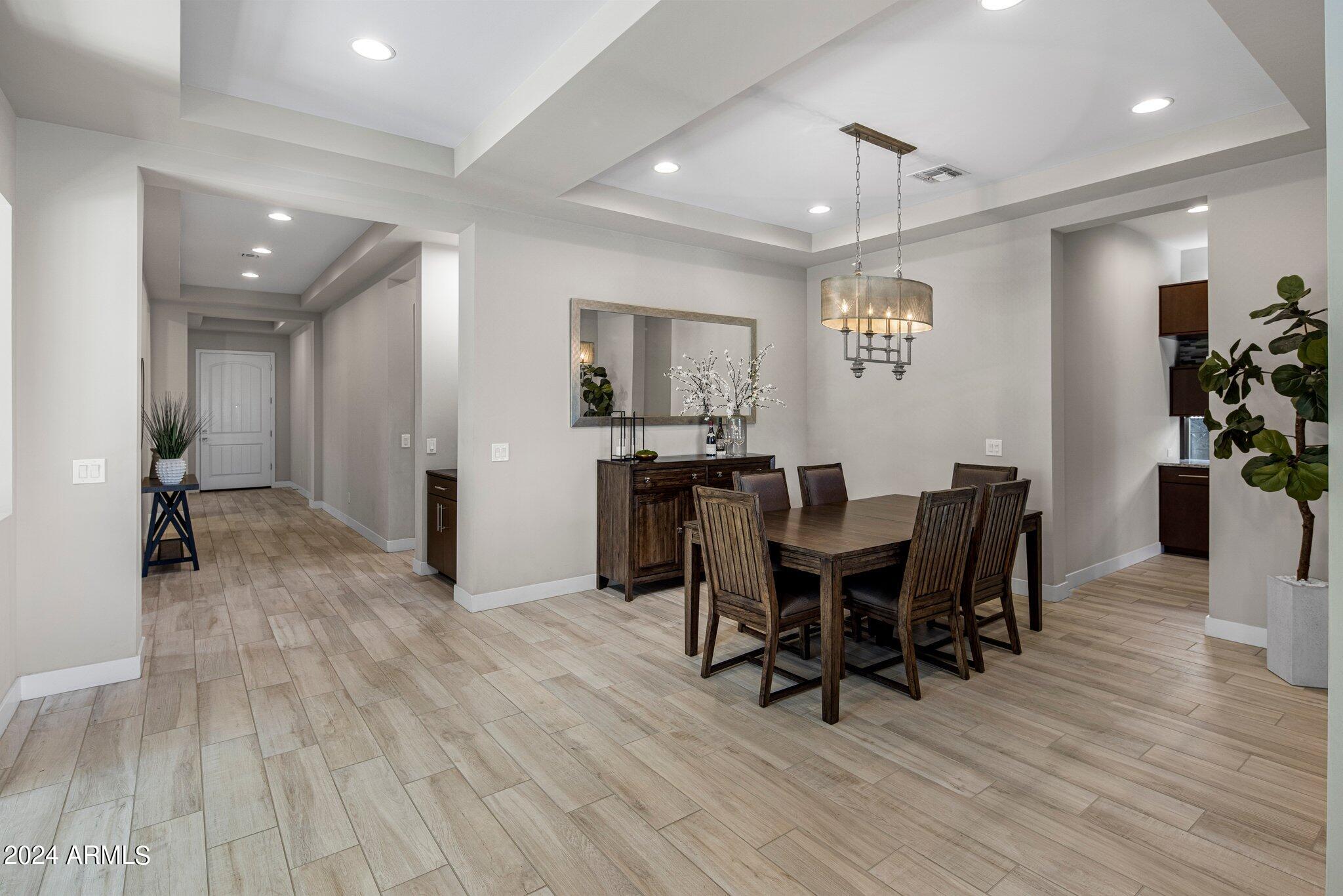 3132 E HALF HITCH Place