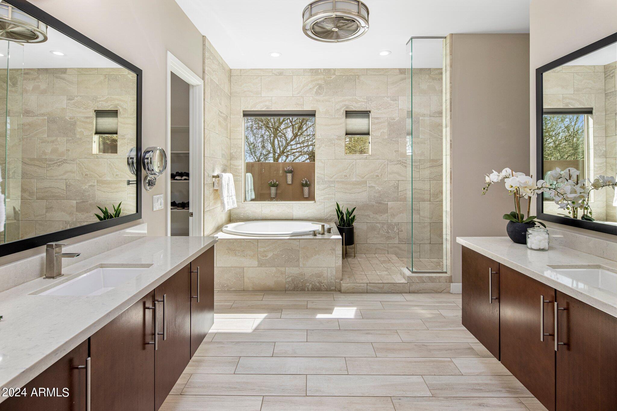 3132 E HALF HITCH Place