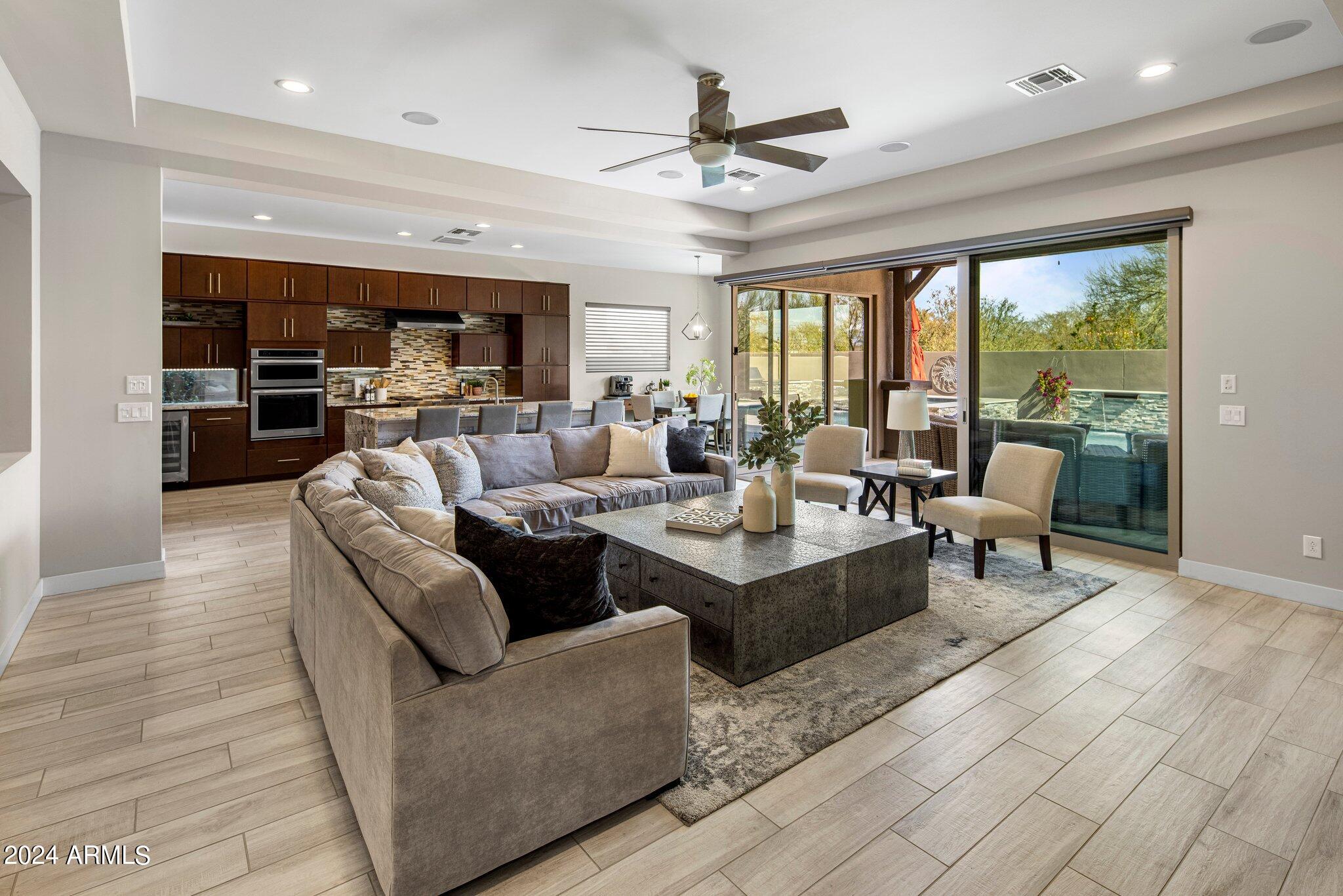 3132 E HALF HITCH Place