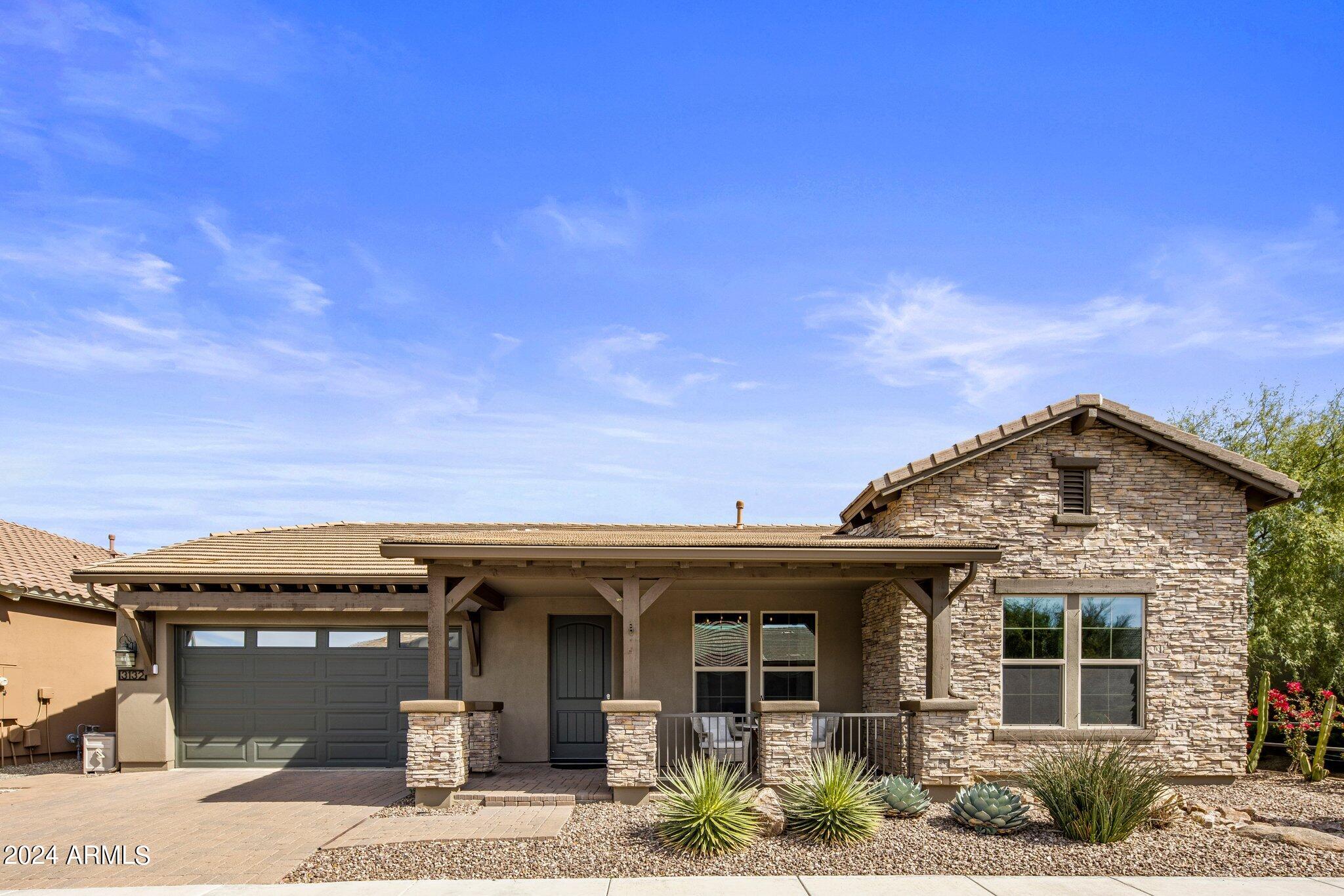 3132 E HALF HITCH Place