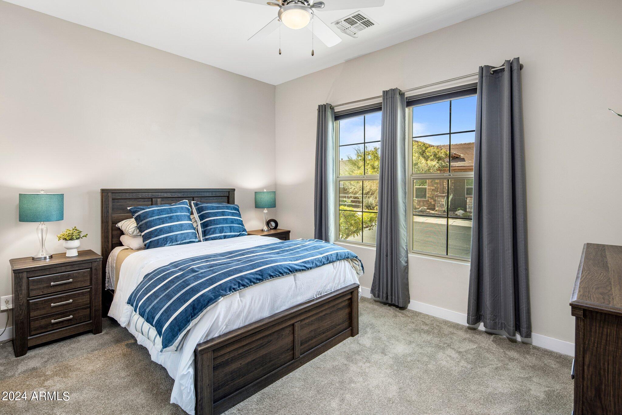 3132 E HALF HITCH Place