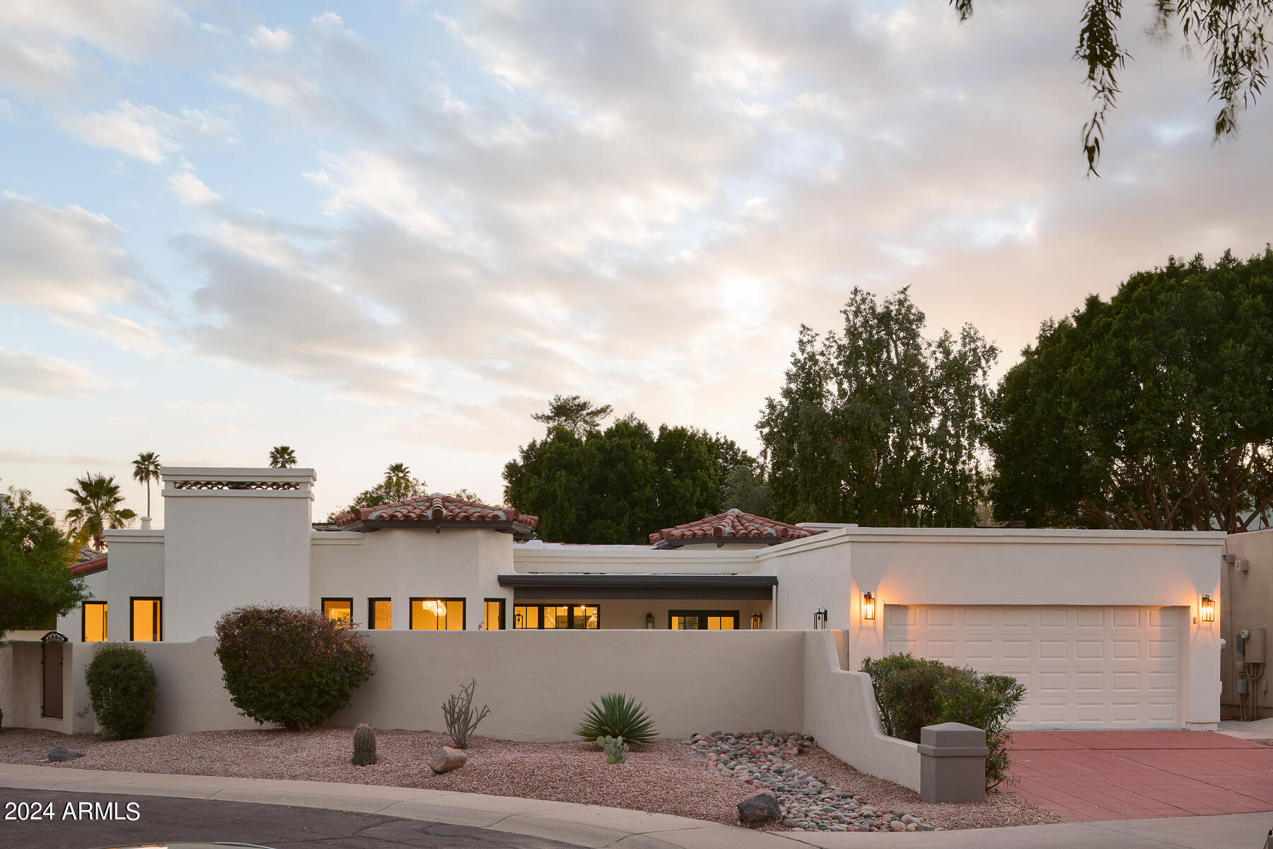 7360 E LINCOLN Drive # 3