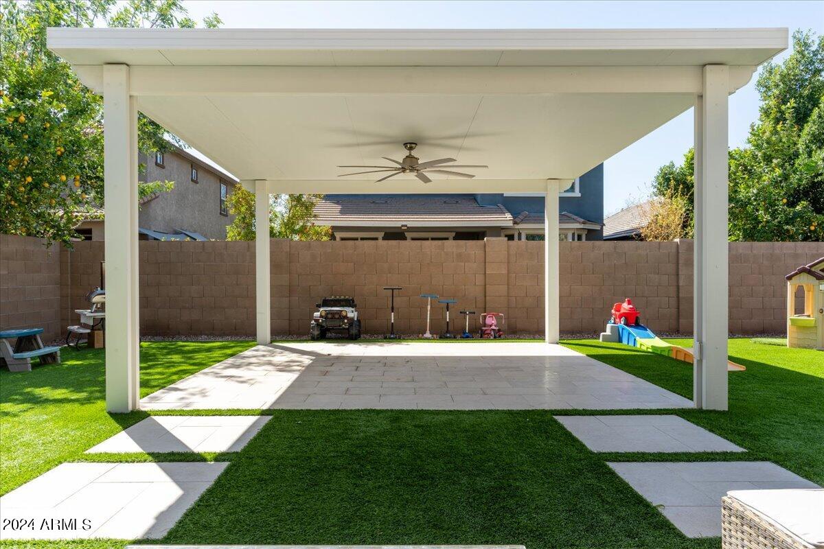 4093 E AMBER Lane