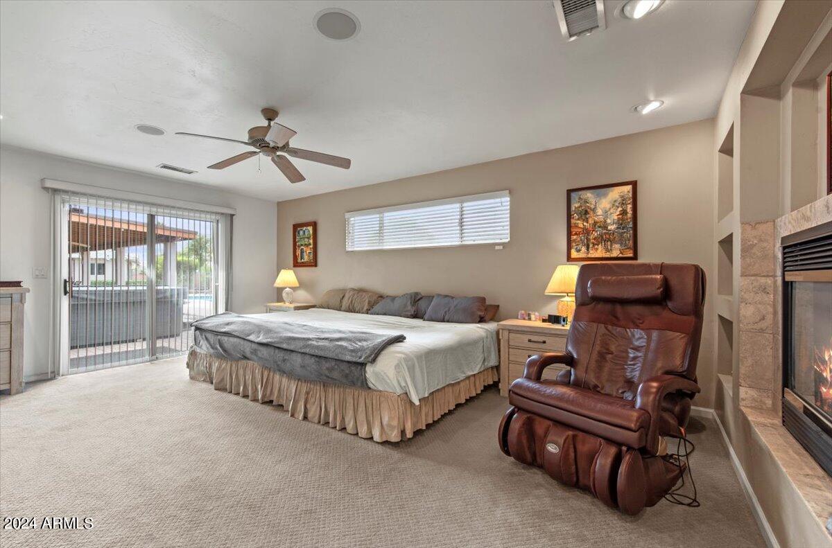 3808 N 54TH Place