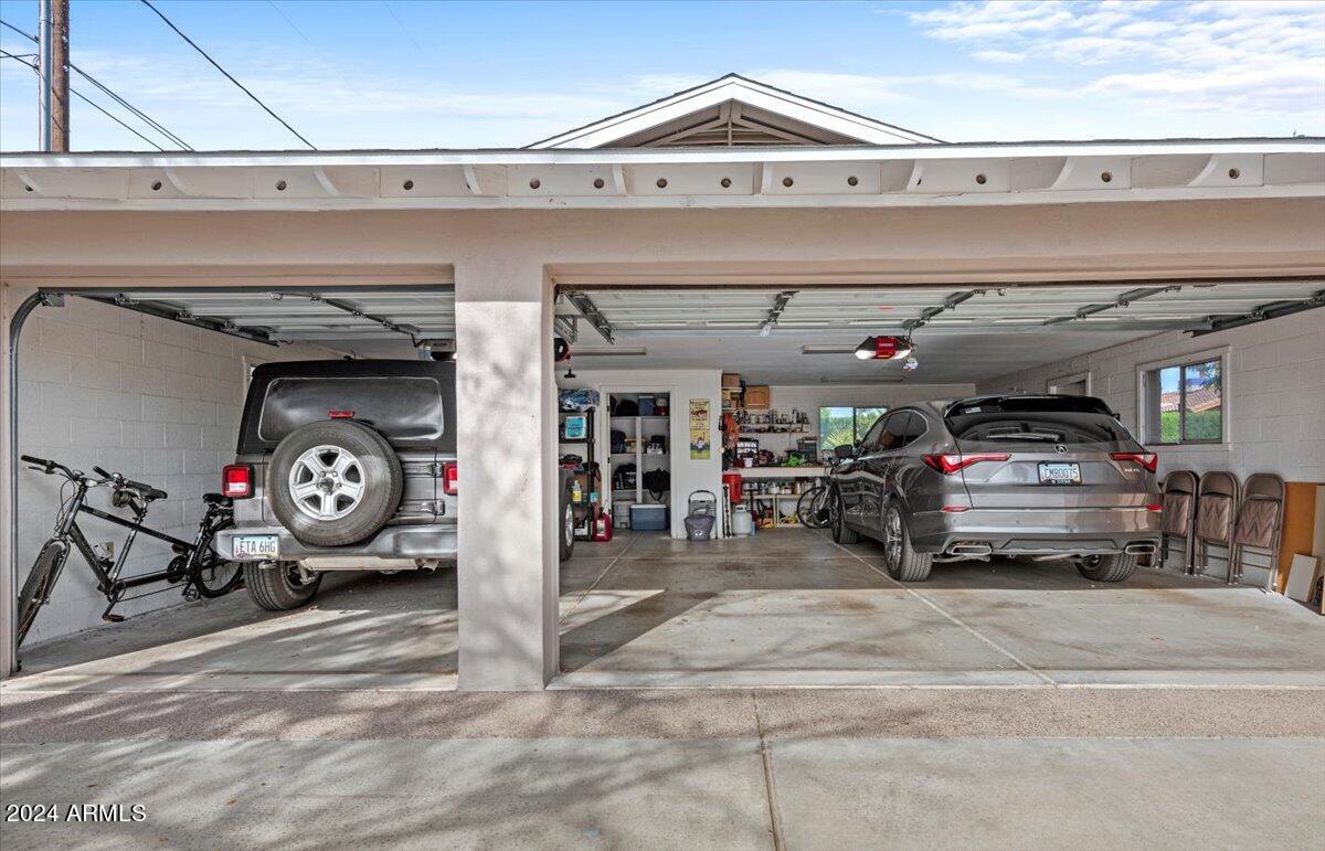 3808 N 54TH Place