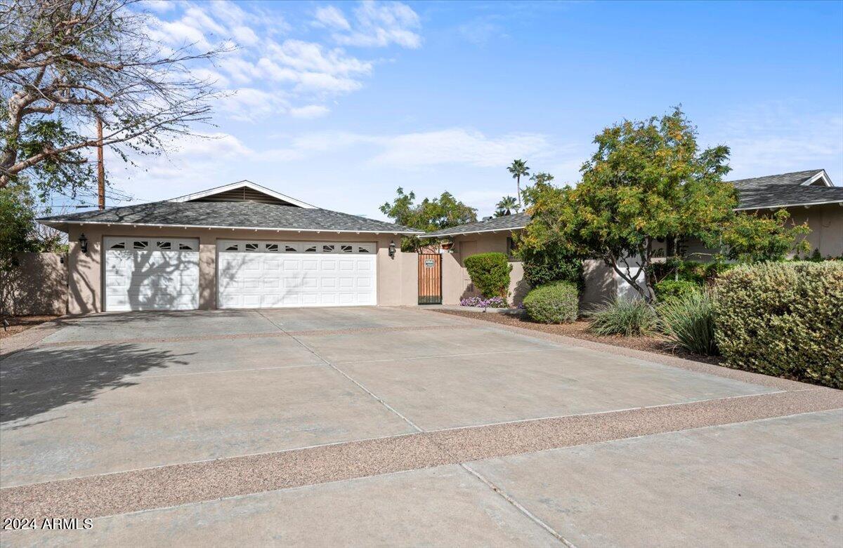 3808 N 54TH Place