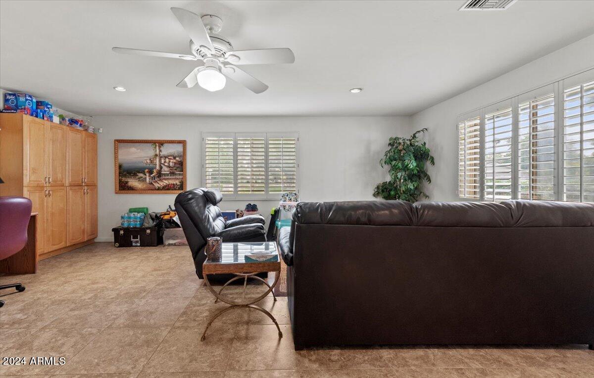 3808 N 54TH Place