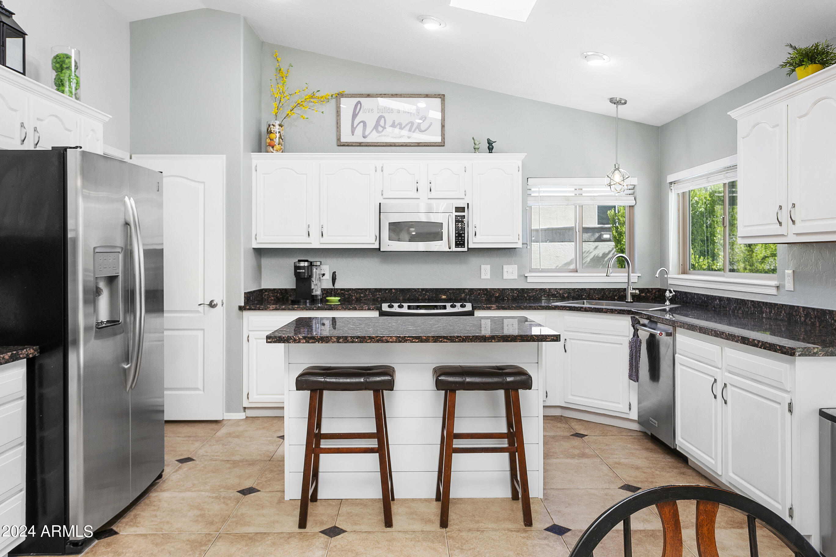 2258 E GRANITE VIEW Drive