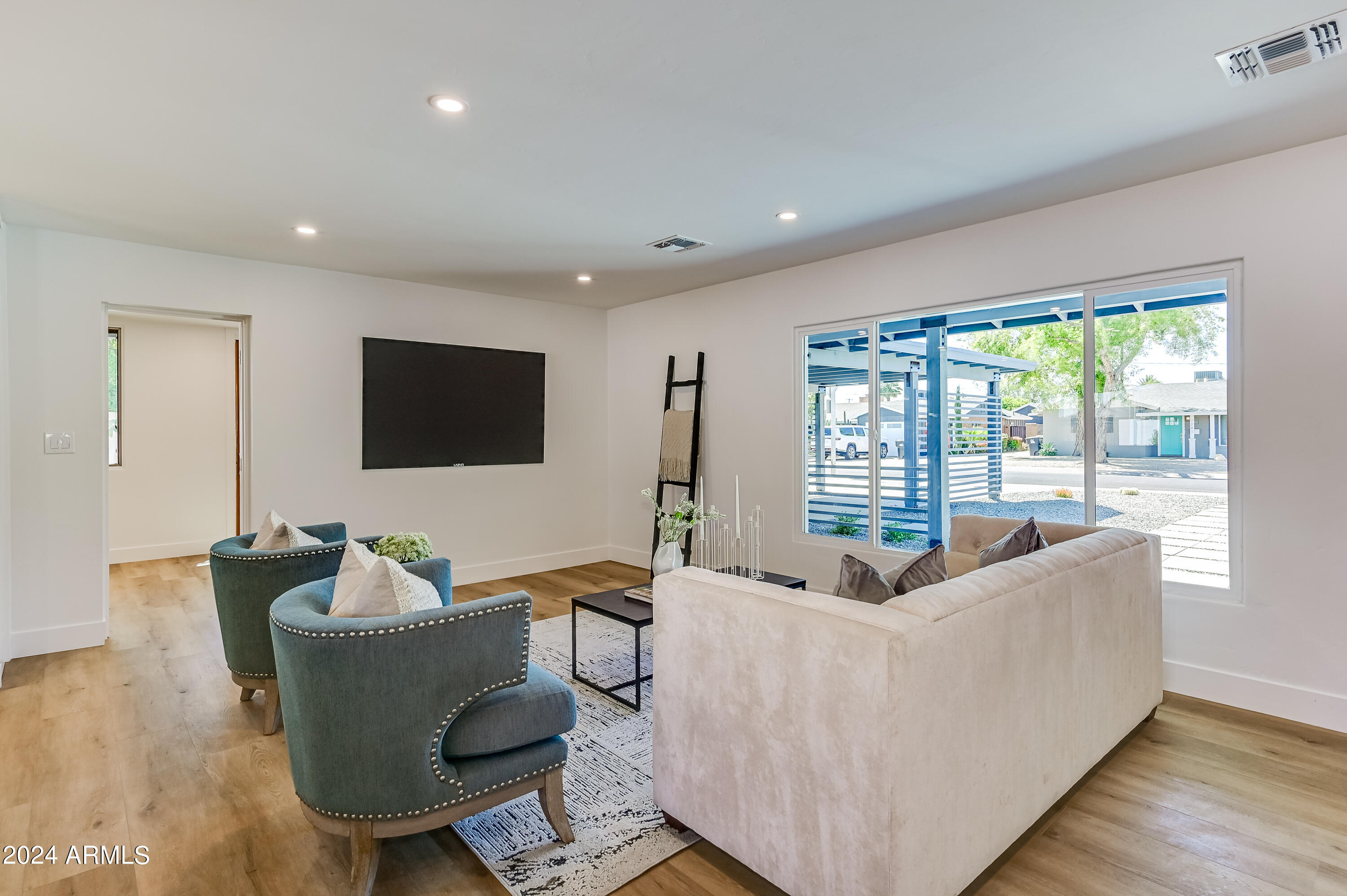 7238 E VIRGINIA Avenue