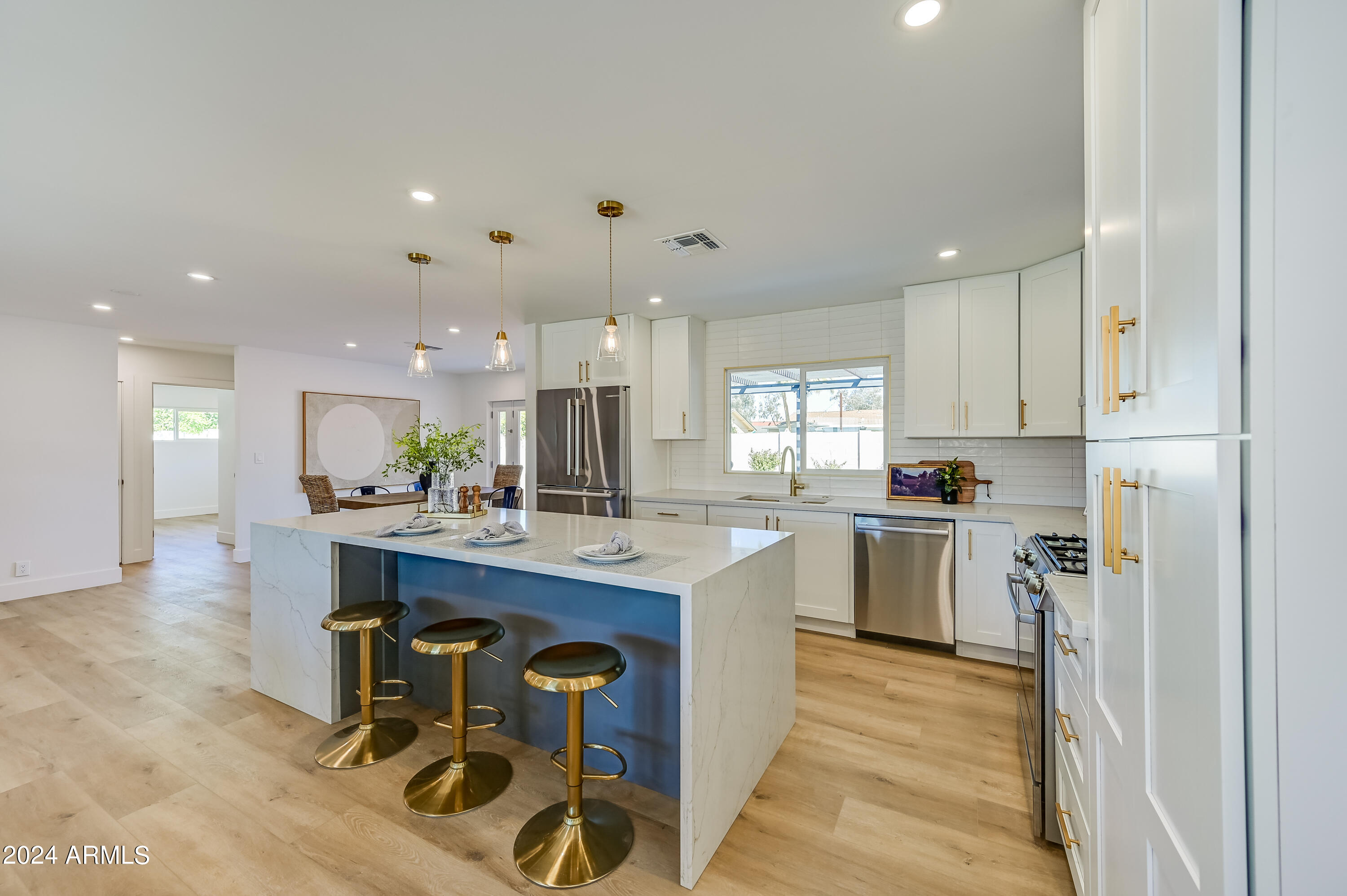 7238 E VIRGINIA Avenue