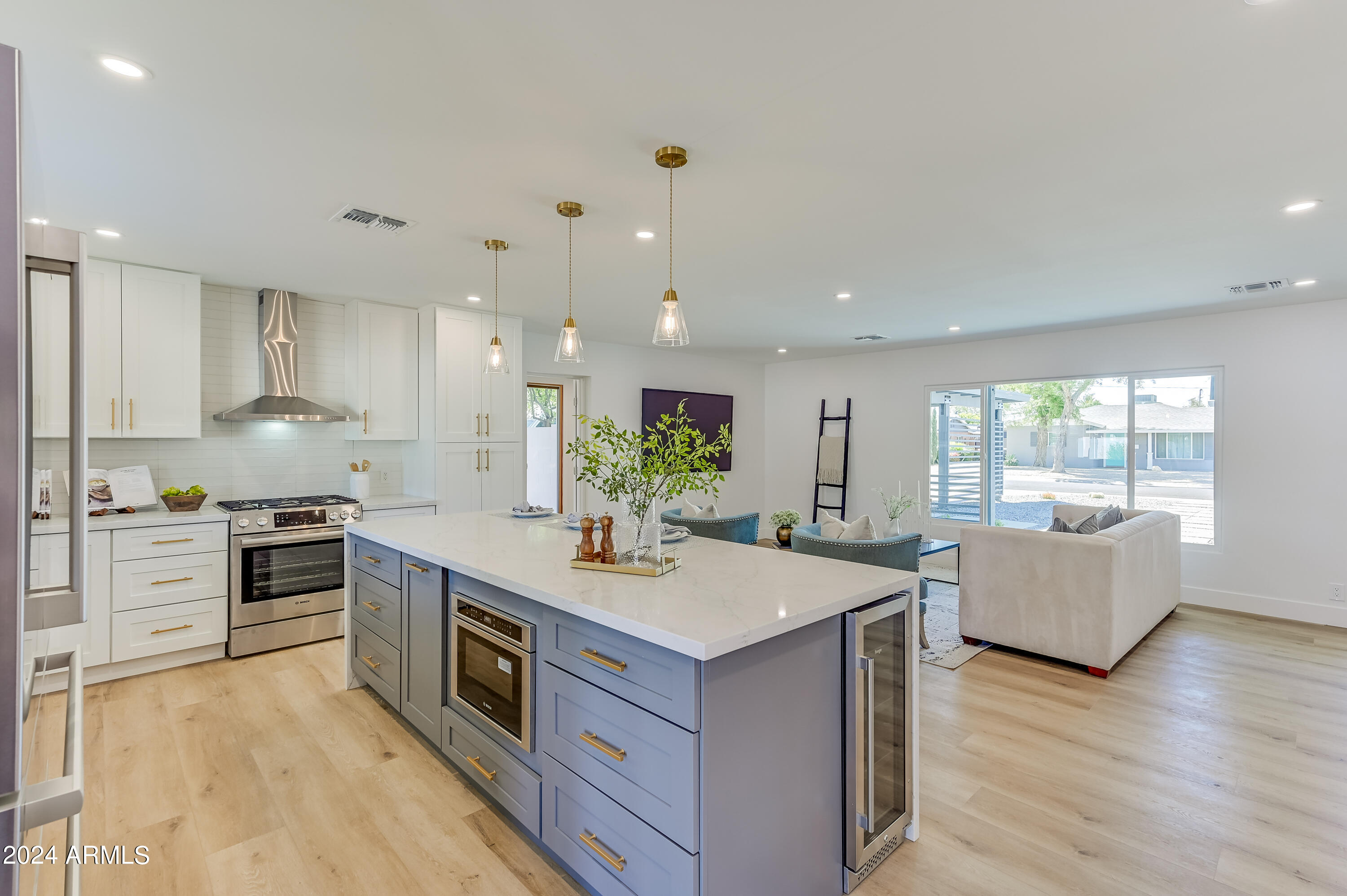 7238 E VIRGINIA Avenue