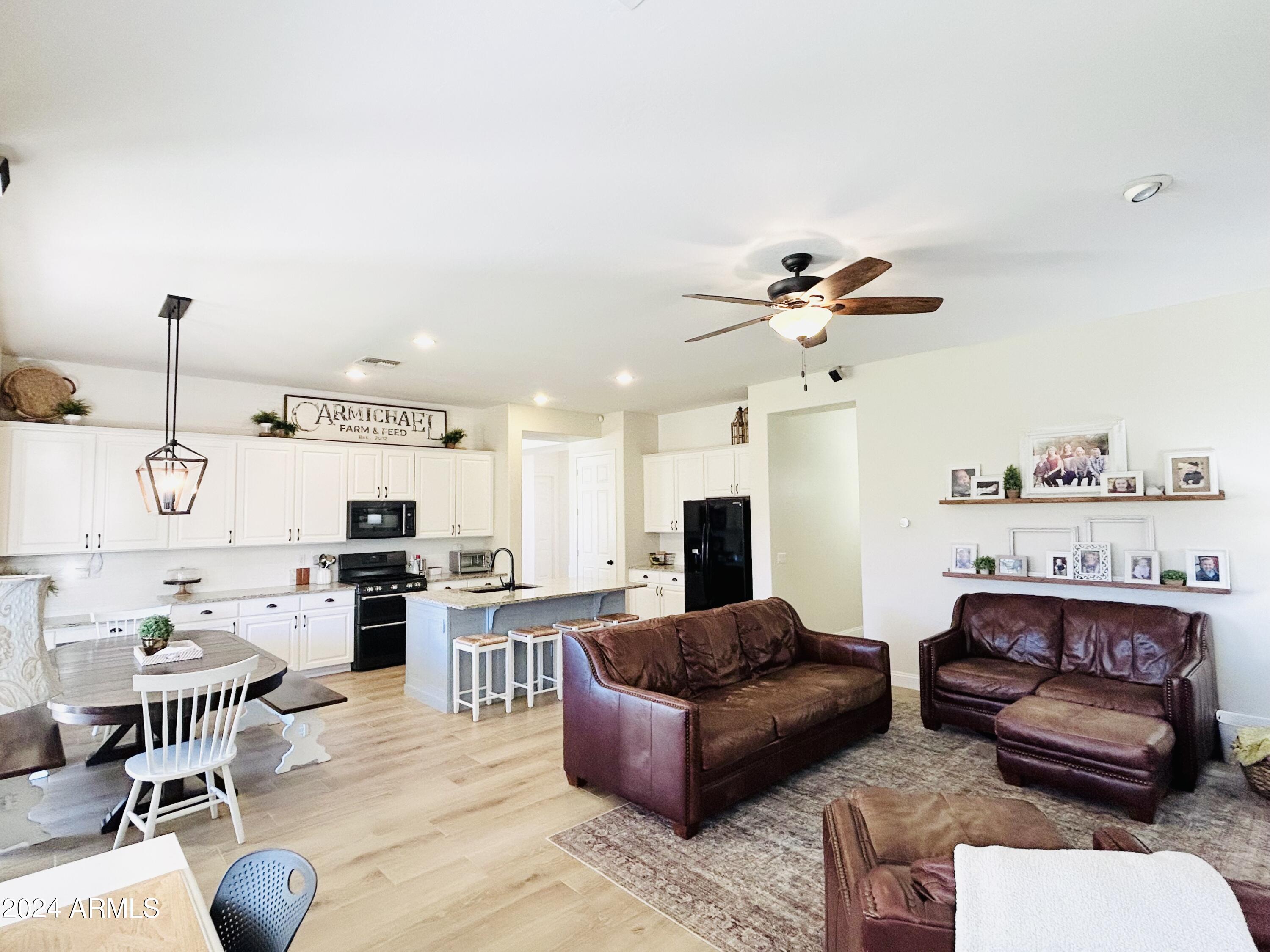 21125 E TWIN ACRES Drive