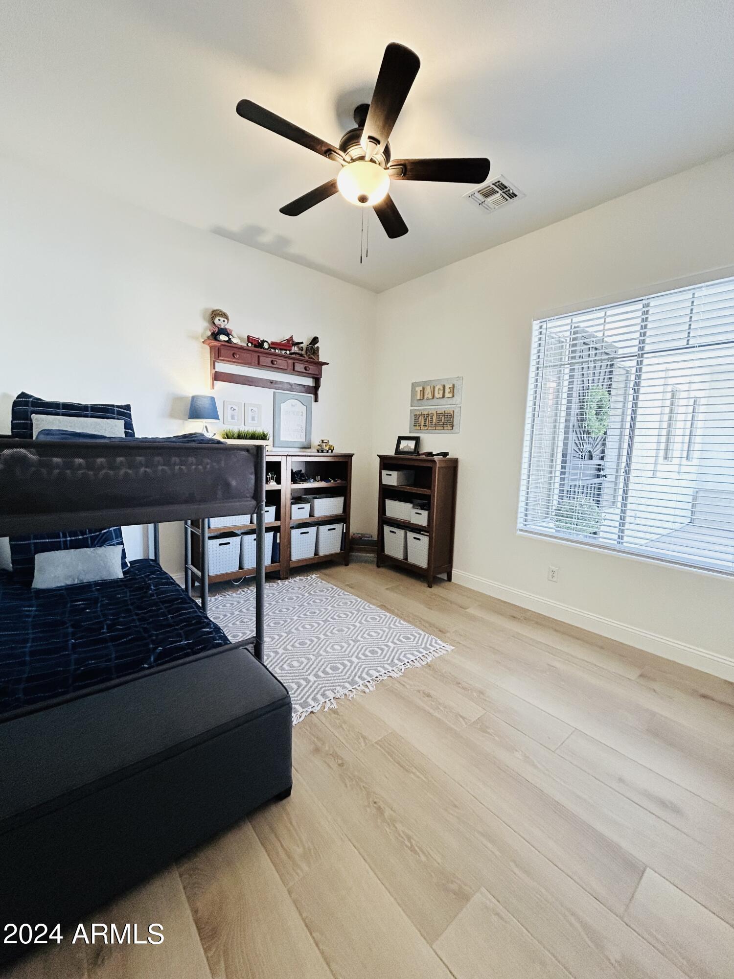 21125 E TWIN ACRES Drive