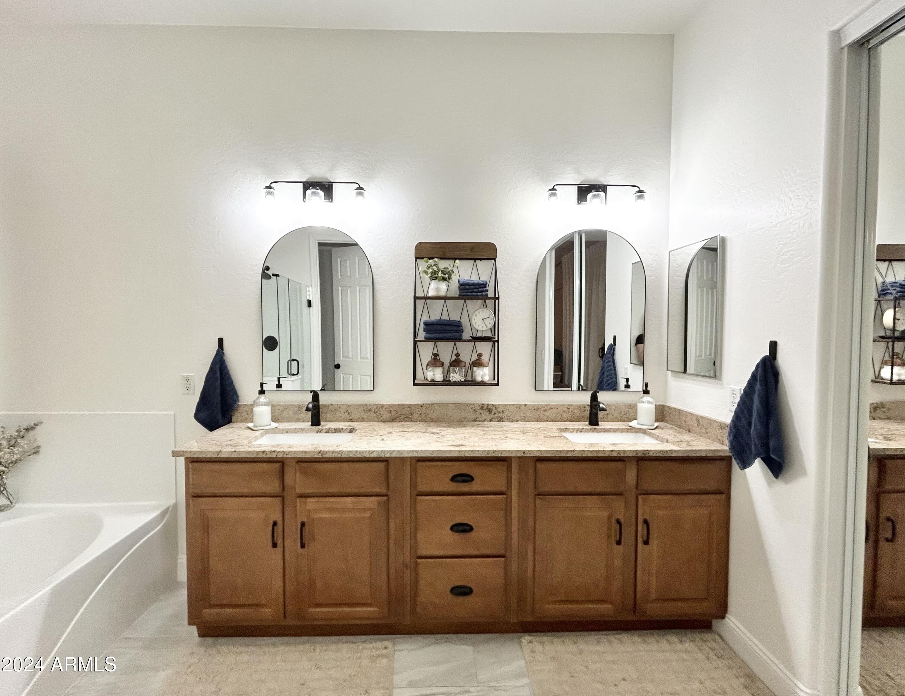 21125 E TWIN ACRES Drive