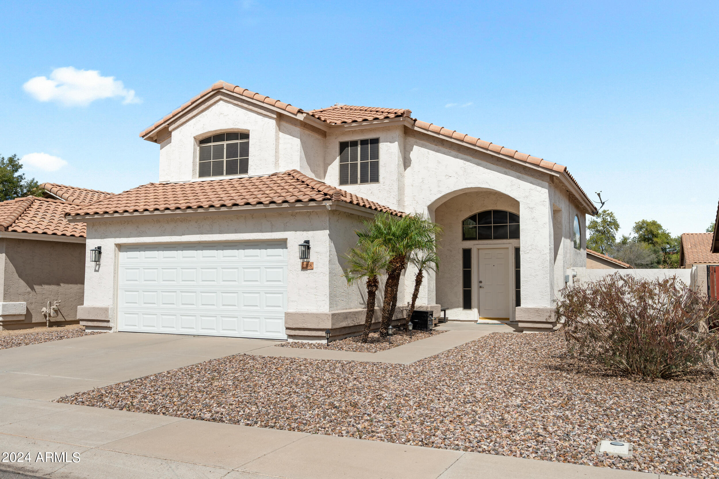 1118 W SWAN Drive