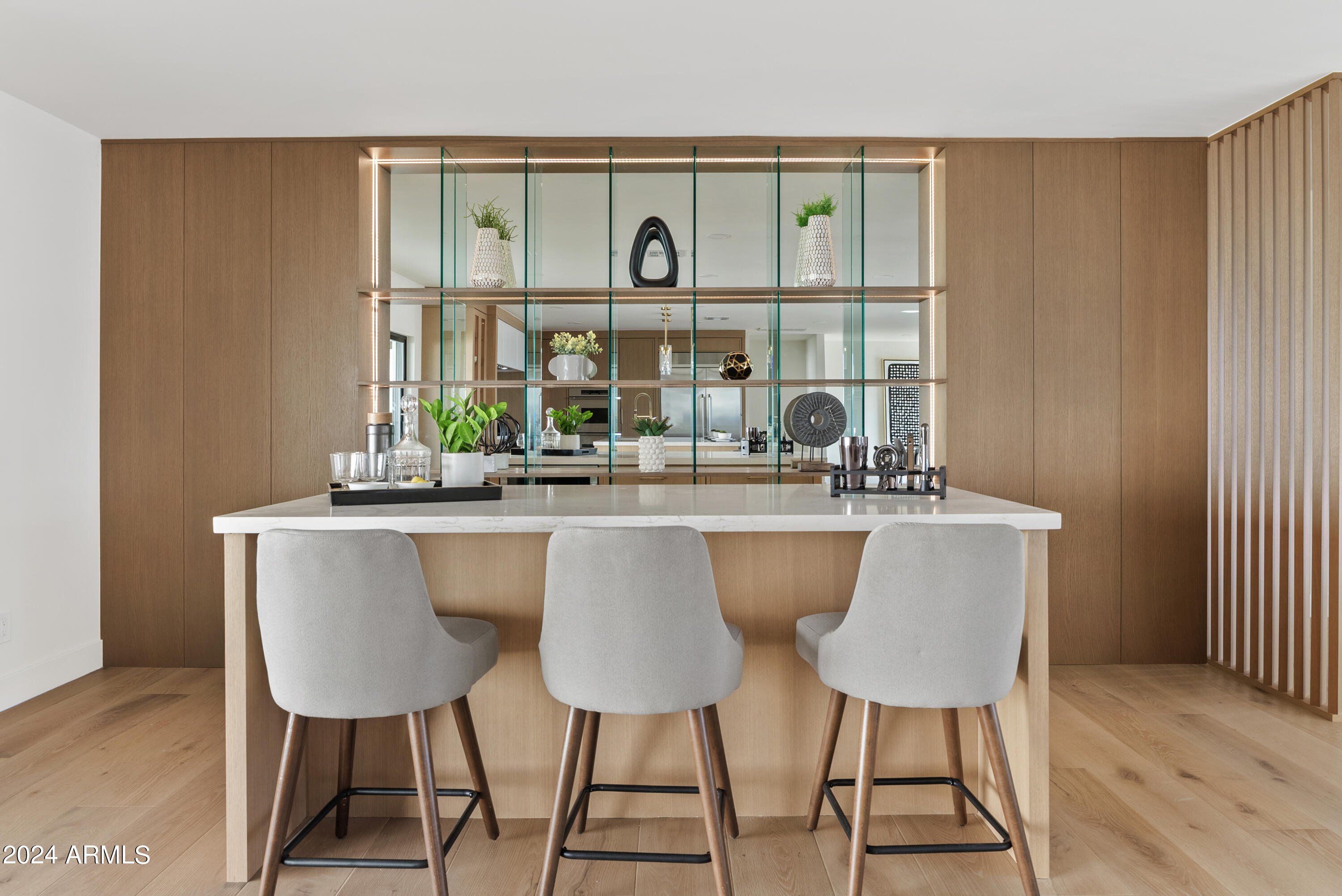 7041 N 23RD Street, Phoenix