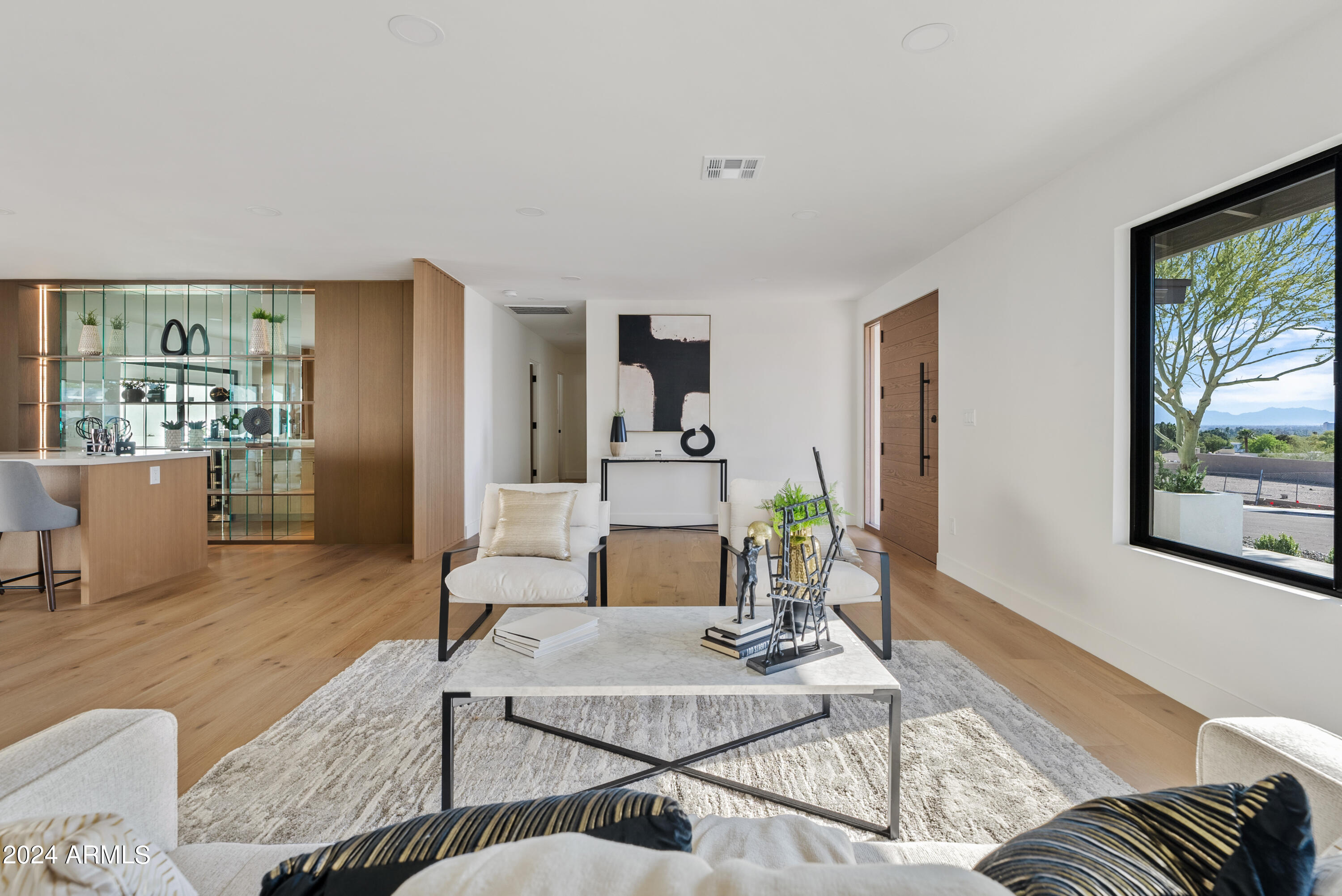 7041 N 23RD Street, Phoenix