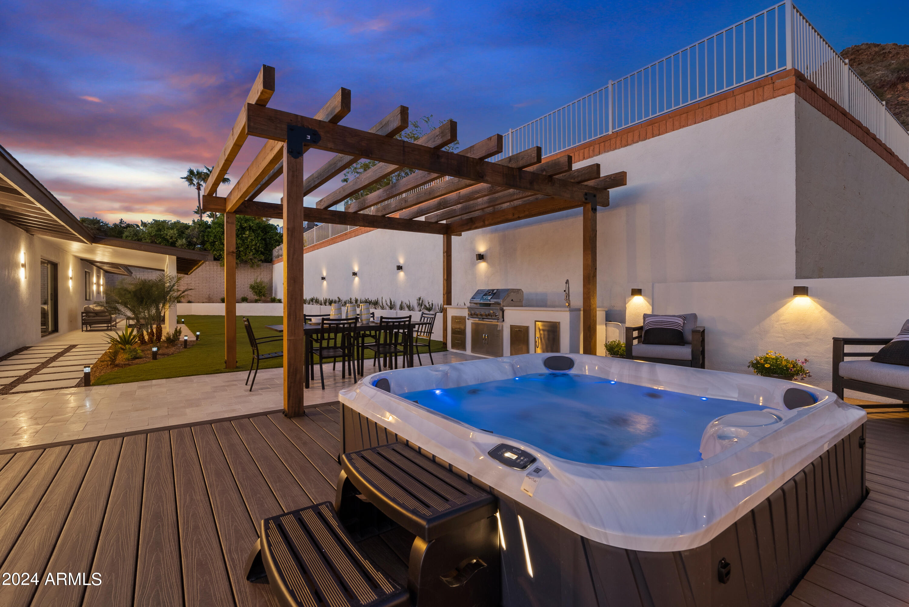 7041 N 23RD Street, Phoenix