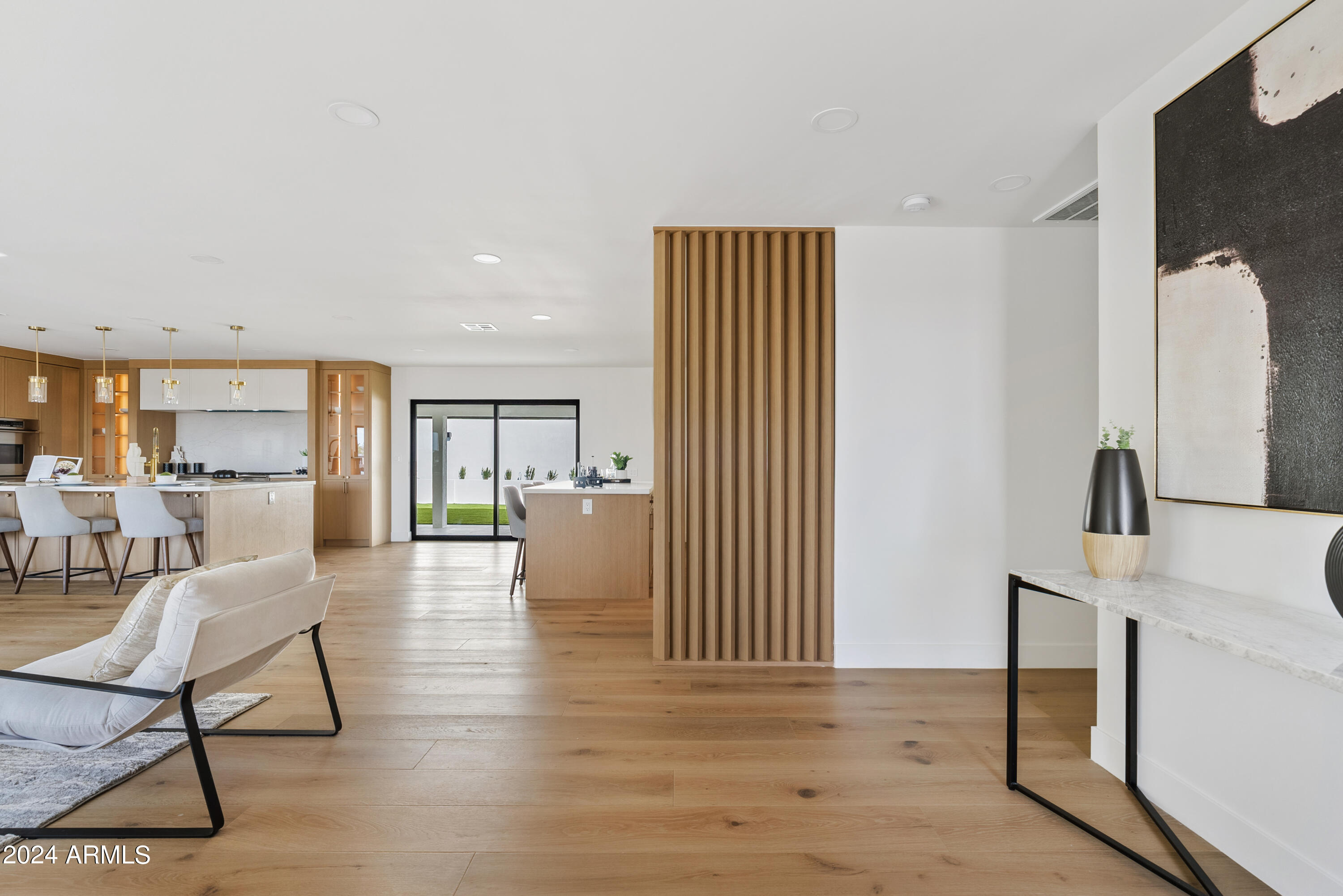 7041 N 23RD Street, Phoenix