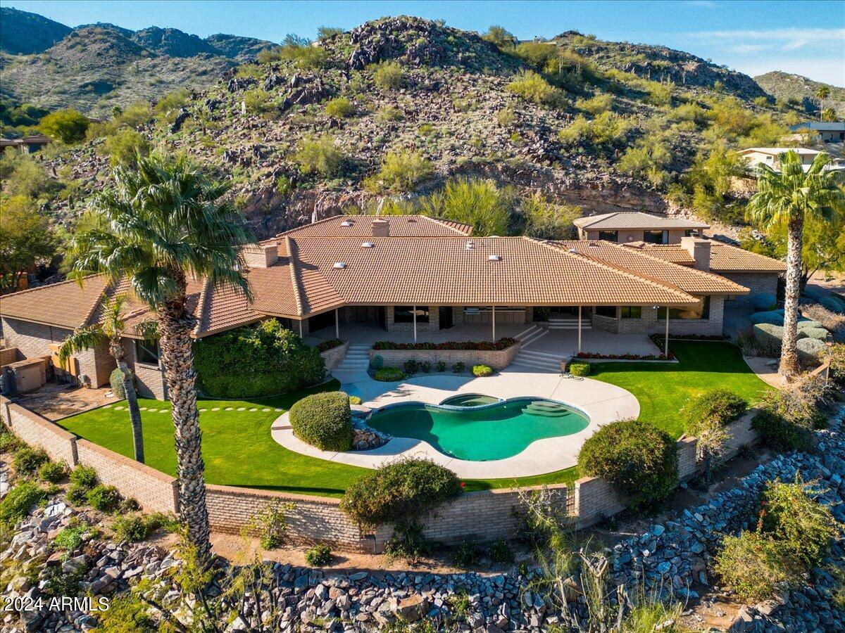 4698 E FOOTHILL Drive