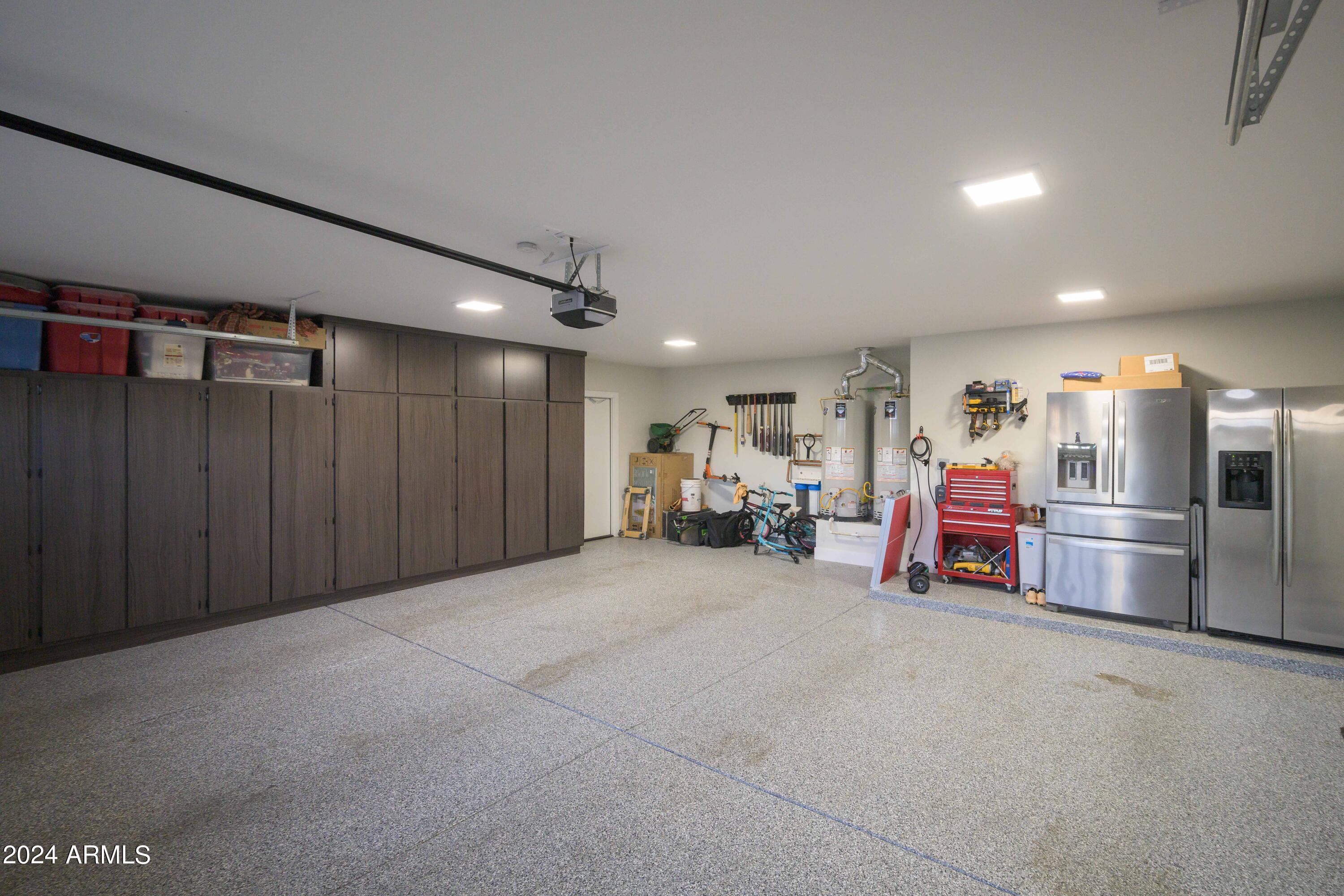 12221 N 58th Place