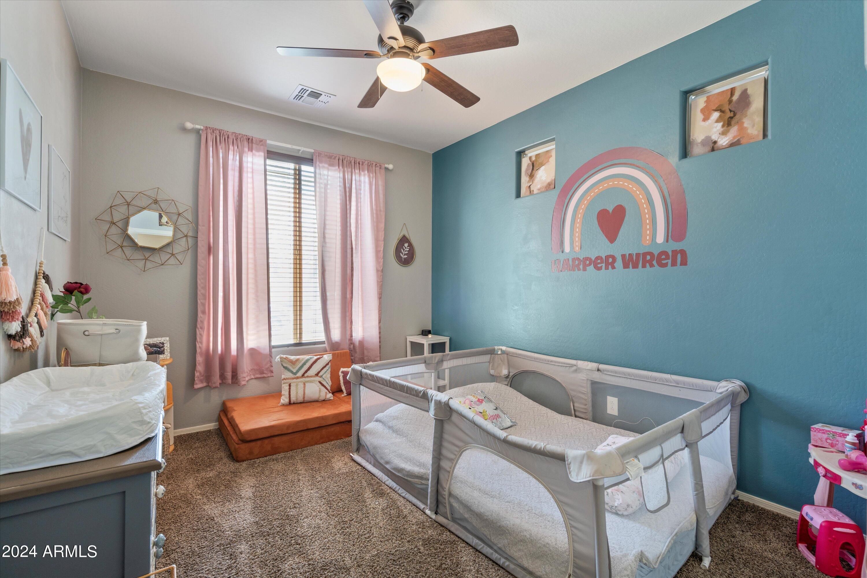 8894 W CAMERON Drive