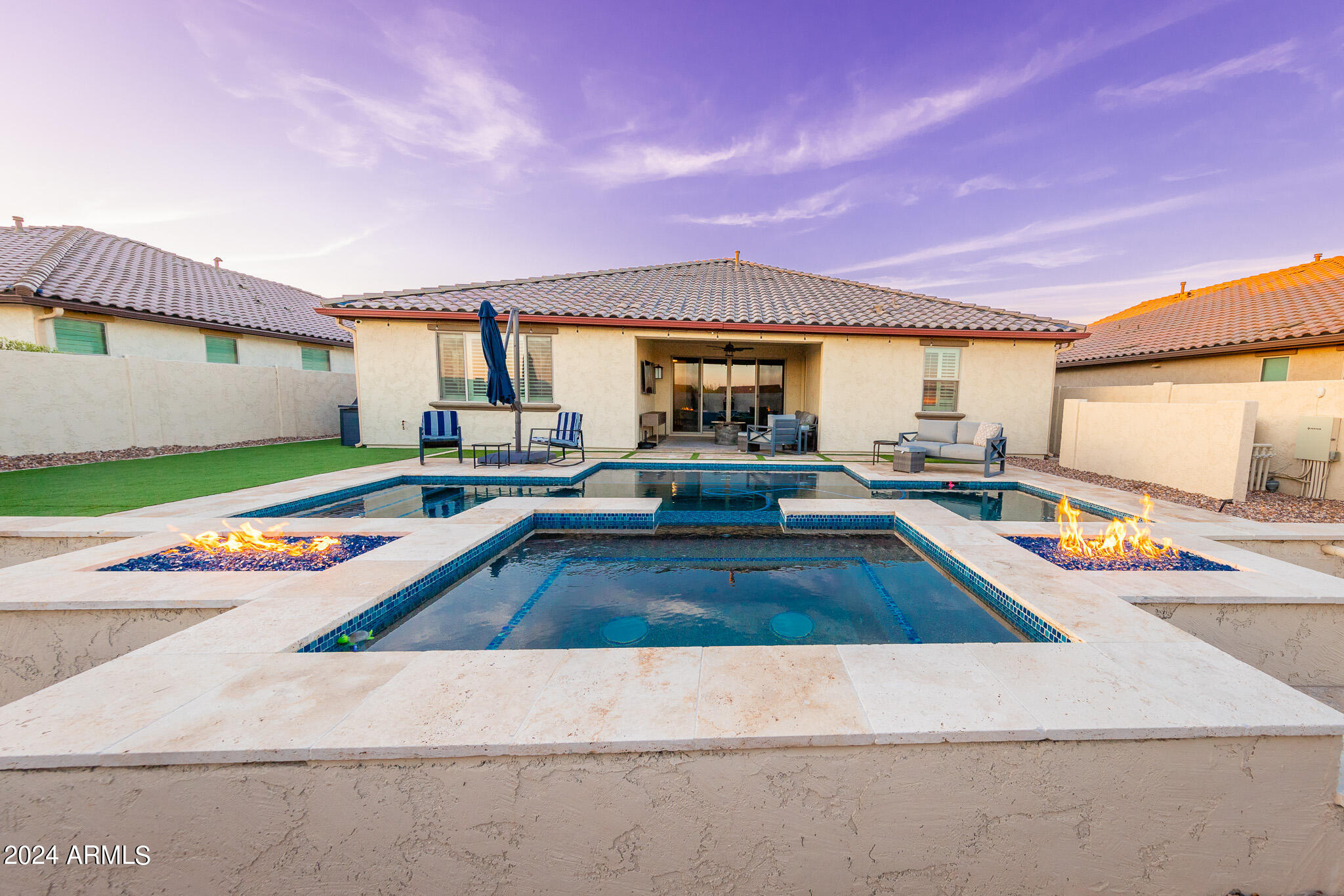 18387 W MOUNTAIN SKY Avenue