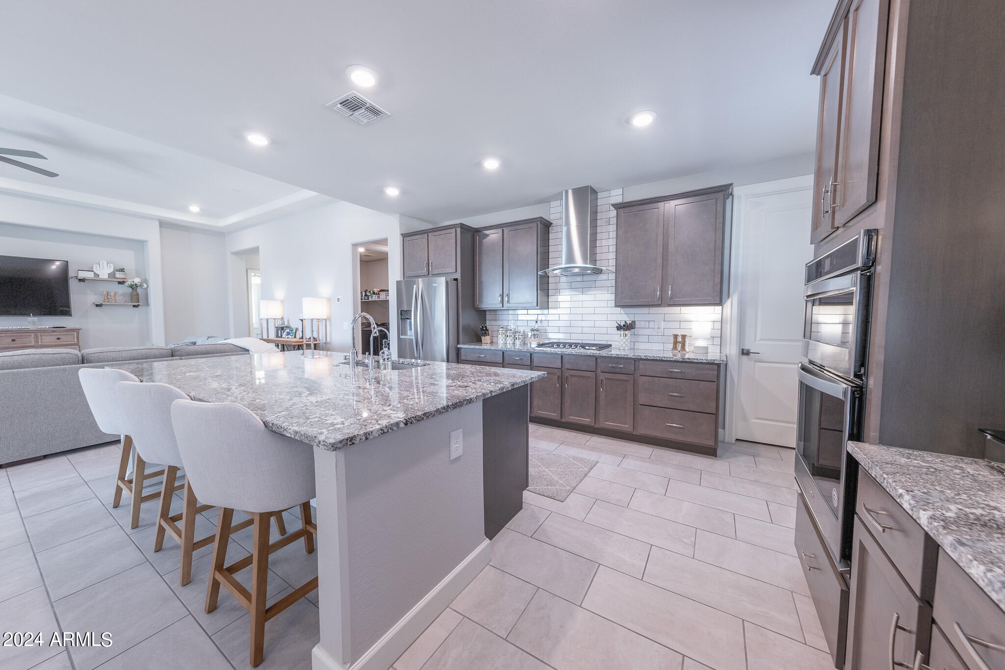 18387 W MOUNTAIN SKY Avenue