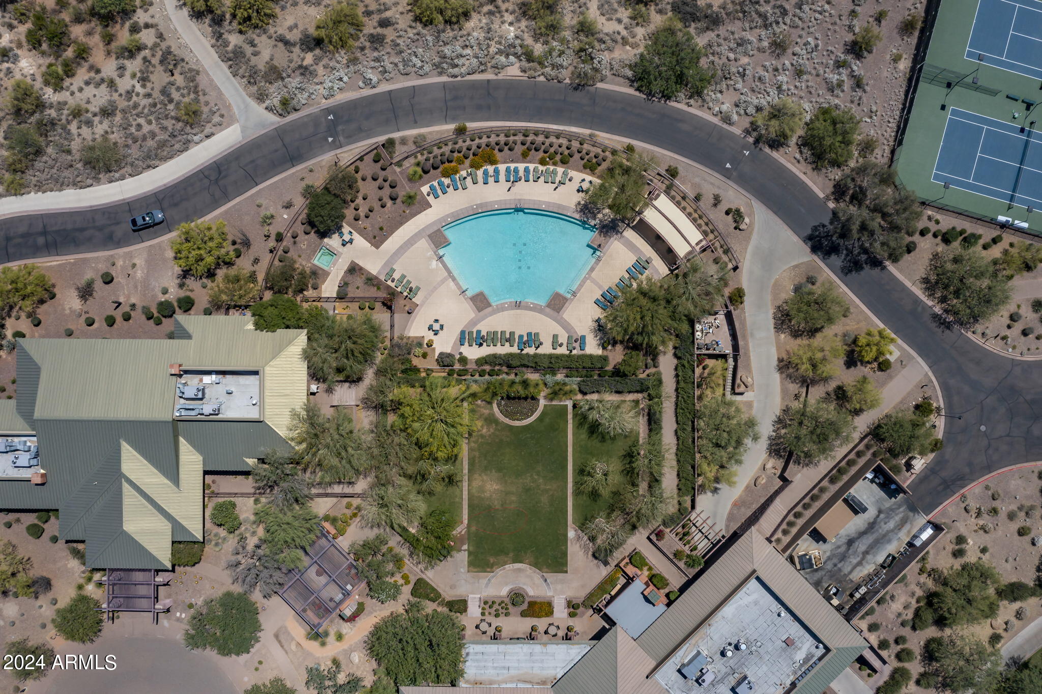 39819 N LA CANTERA Court