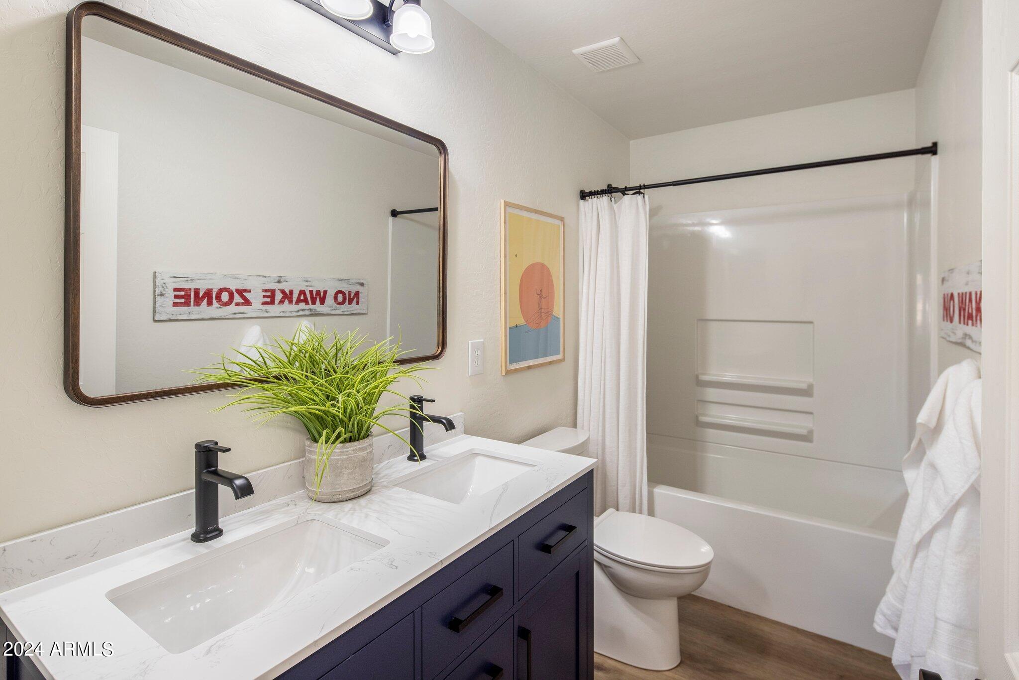 39819 N LA CANTERA Court