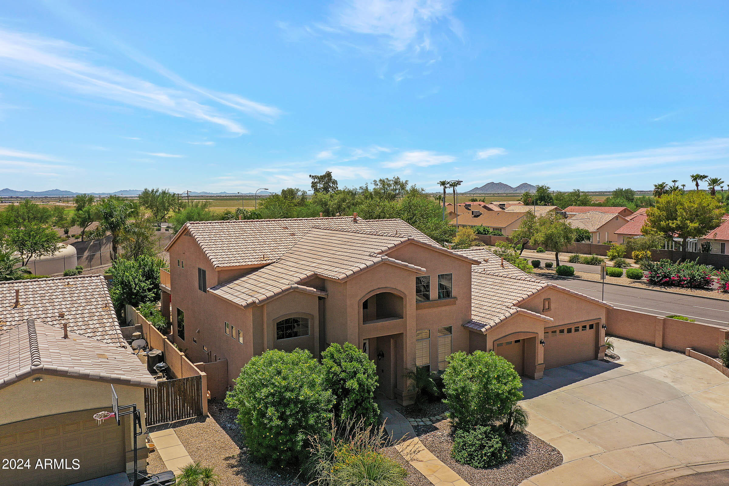 2001 E Palm Beach Drive