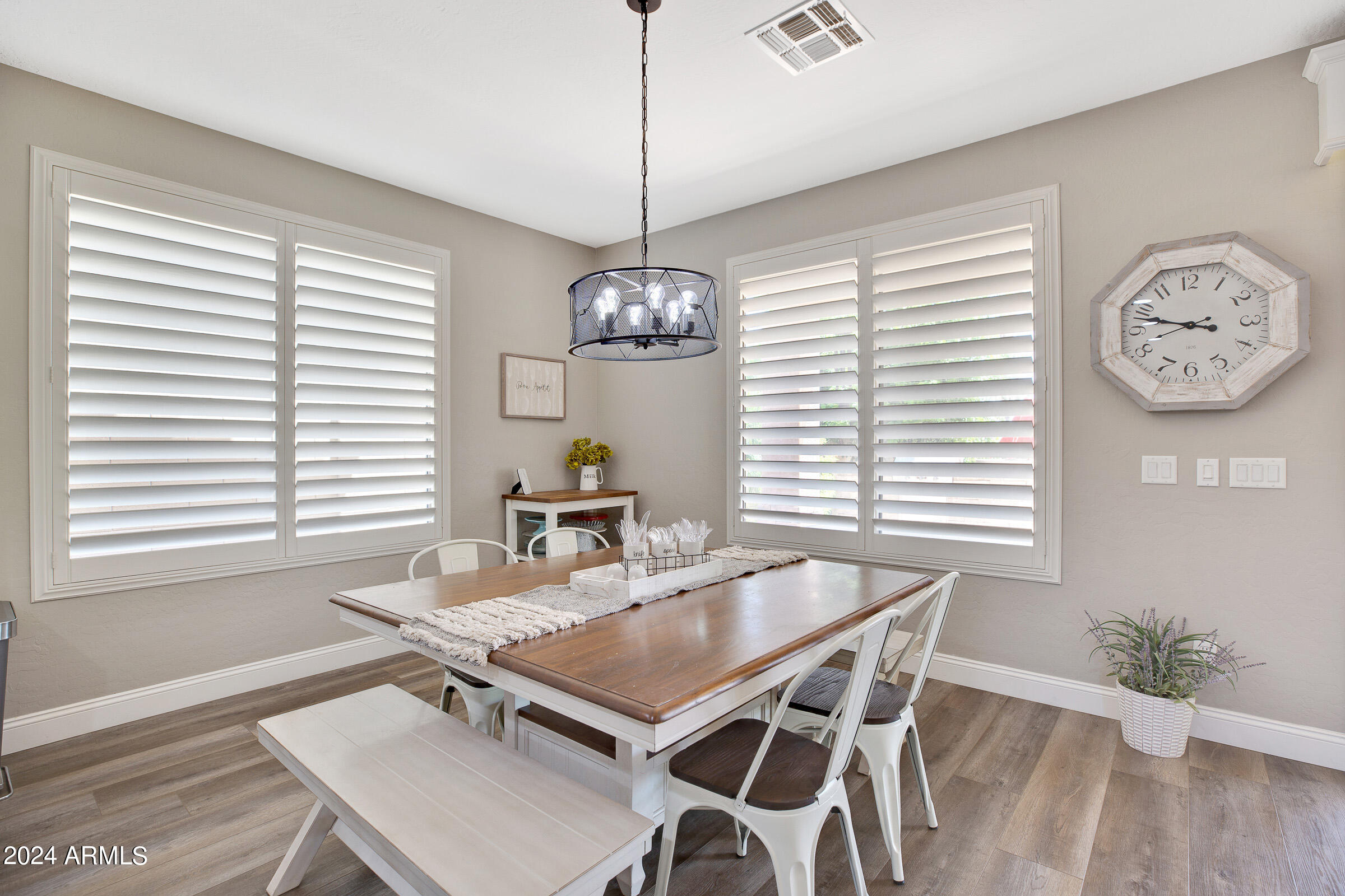 2001 E Palm Beach Drive