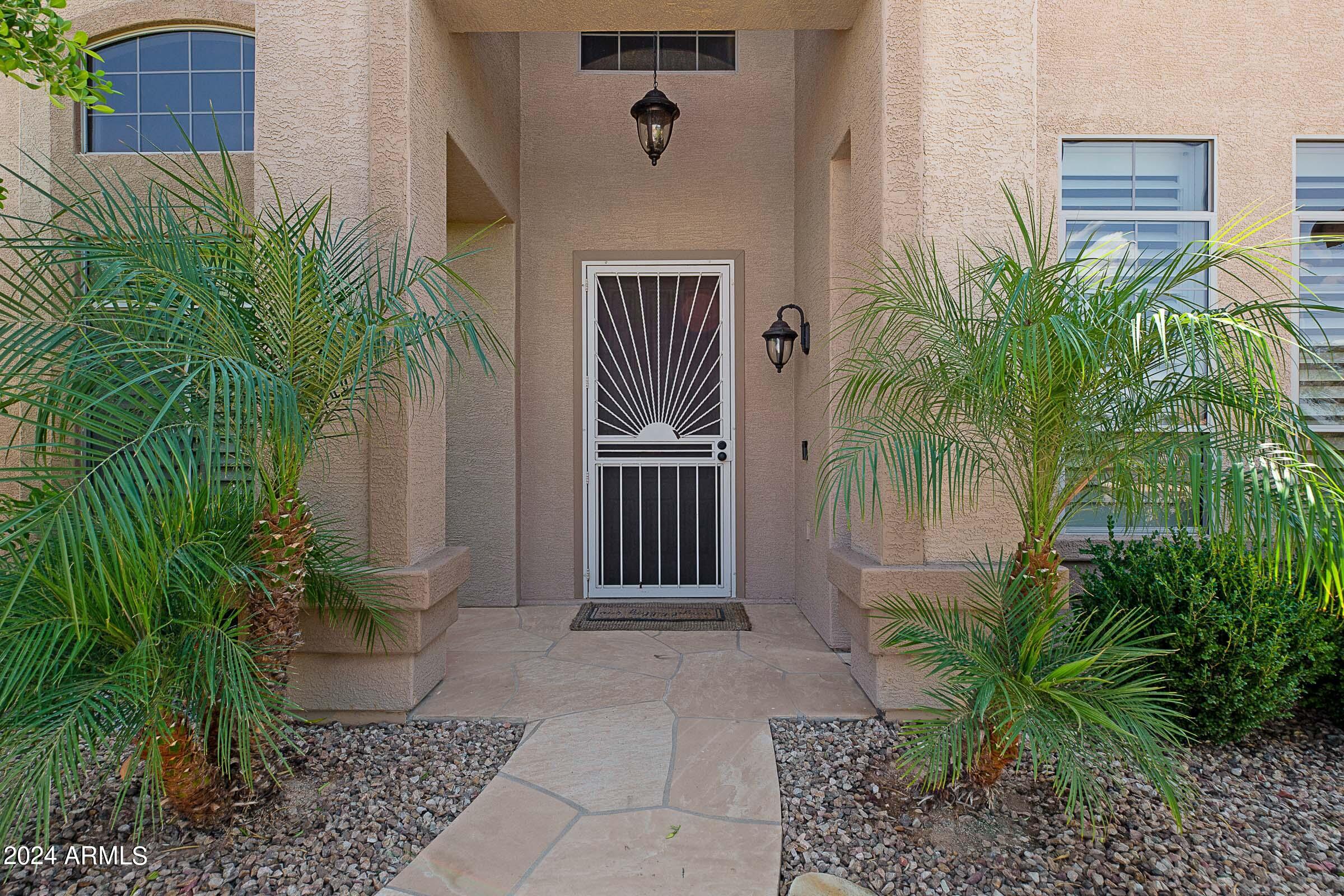 2001 E Palm Beach Drive