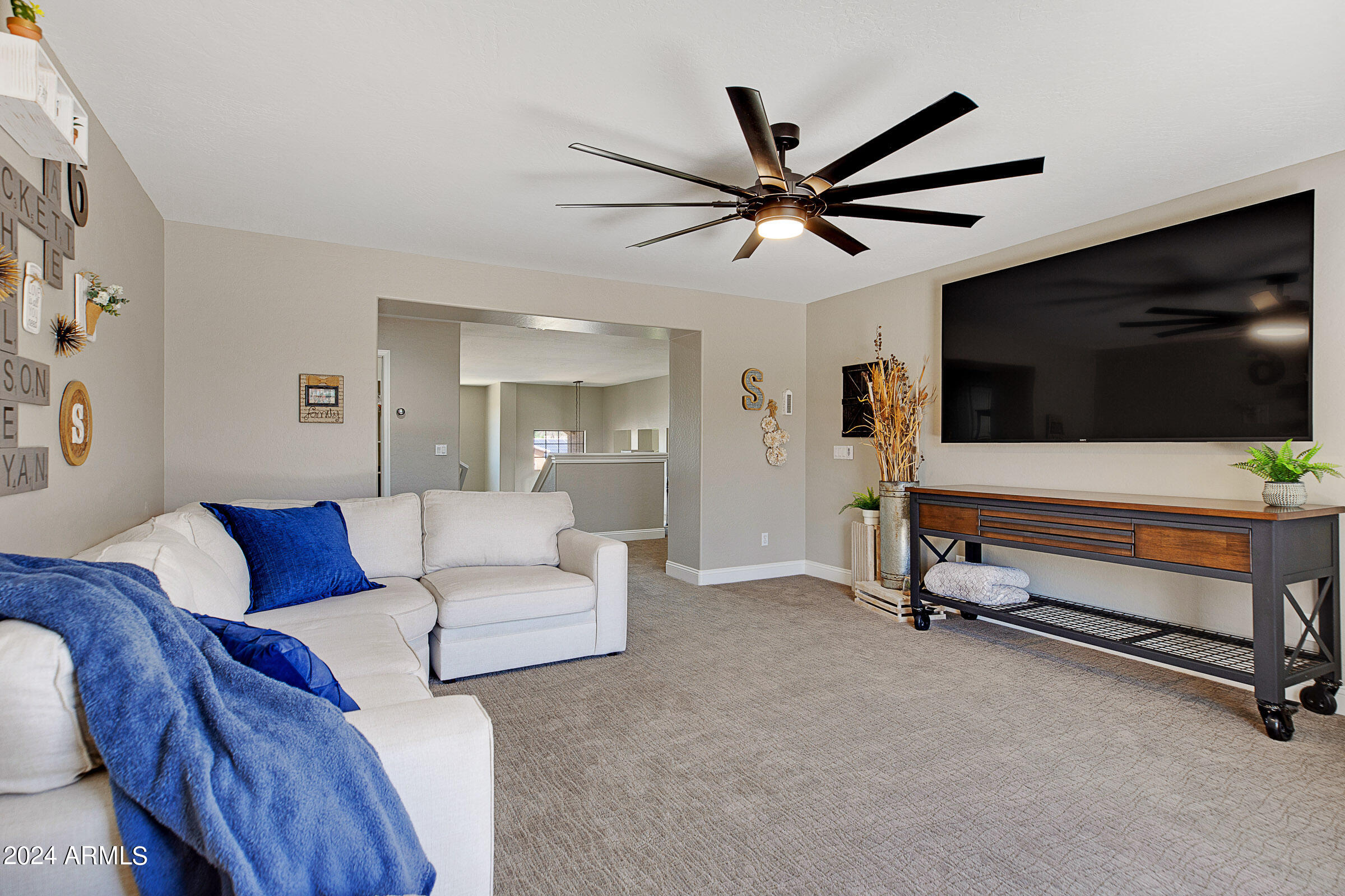 2001 E Palm Beach Drive