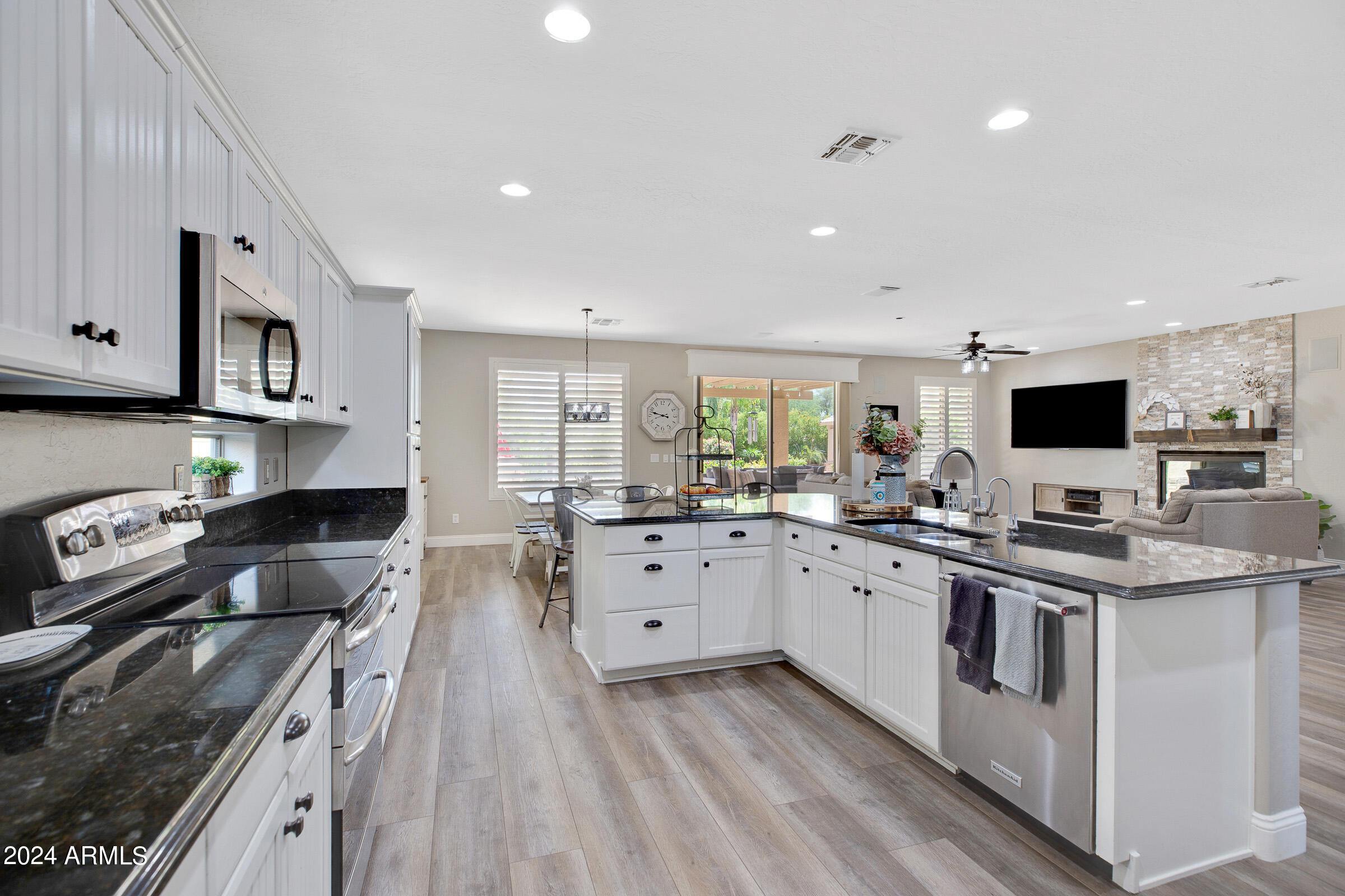 2001 E Palm Beach Drive