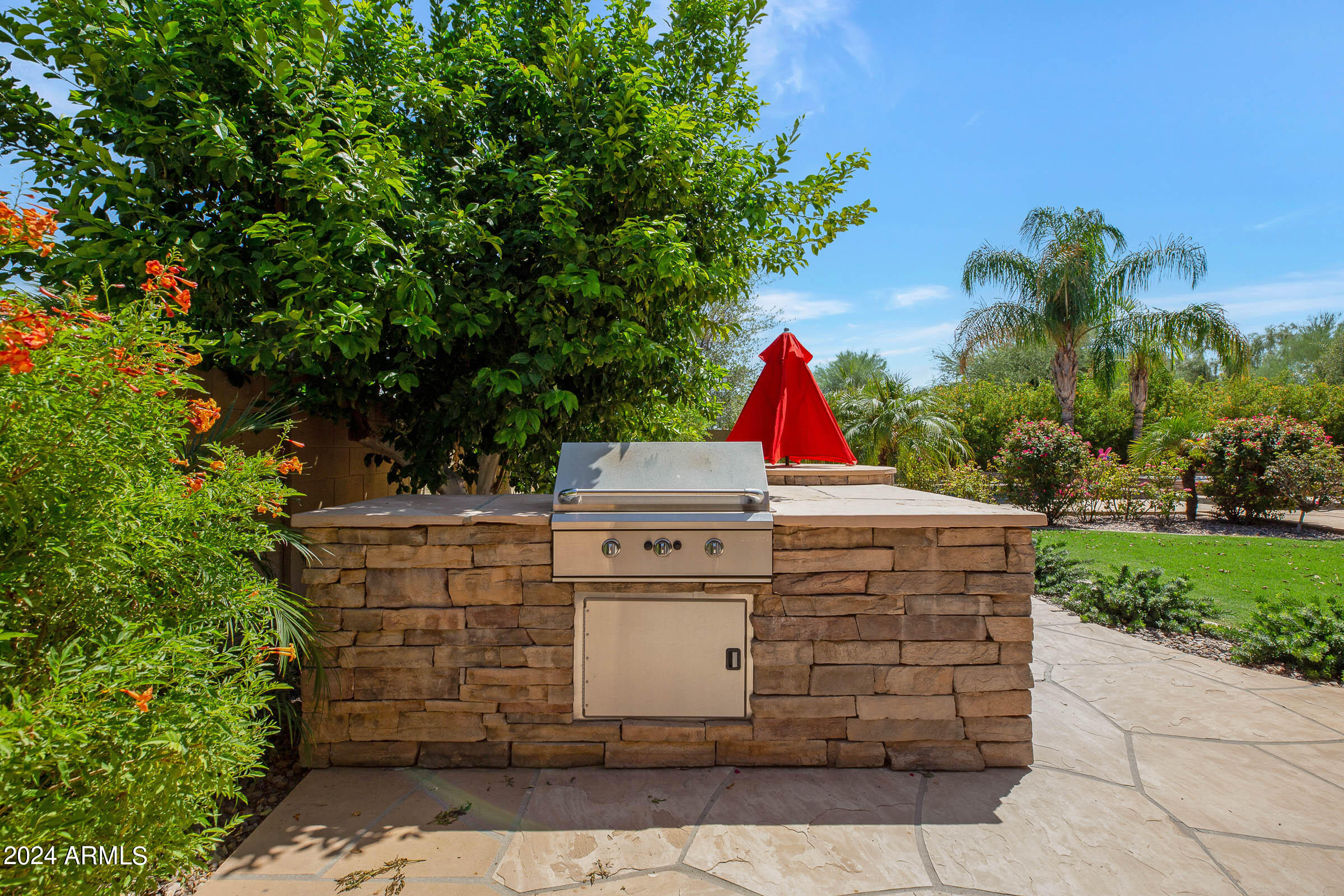 2001 E Palm Beach Drive