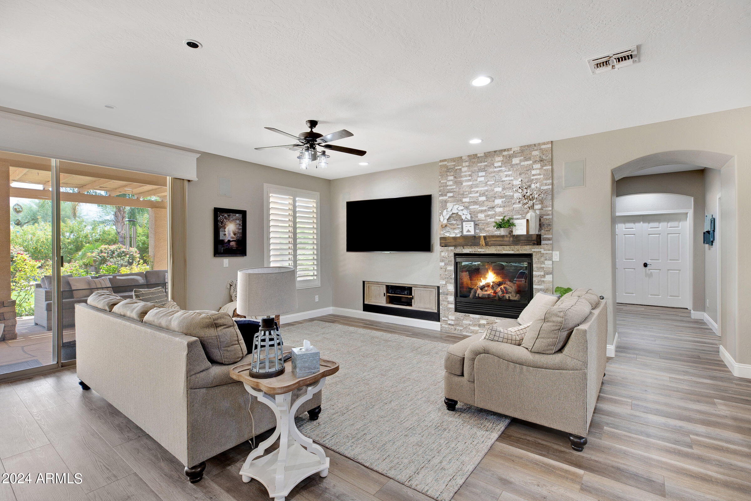 2001 E Palm Beach Drive