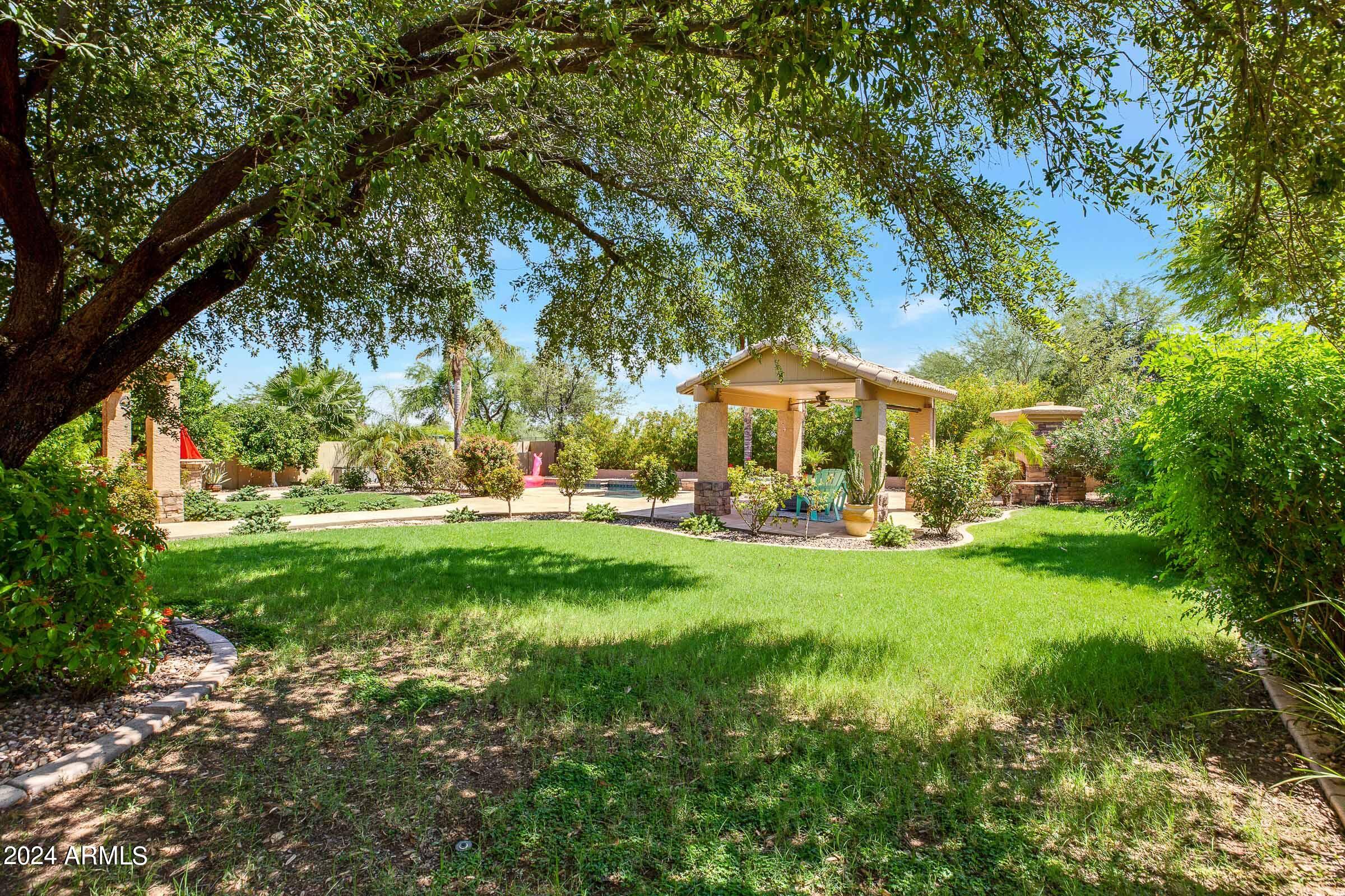 2001 E Palm Beach Drive