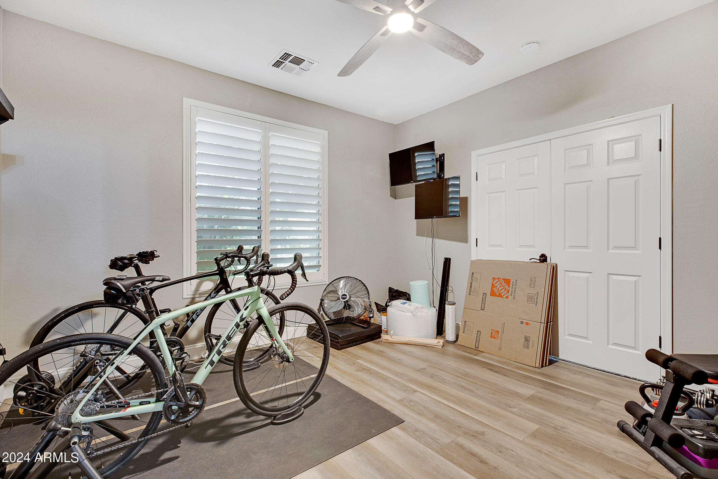 2001 E Palm Beach Drive