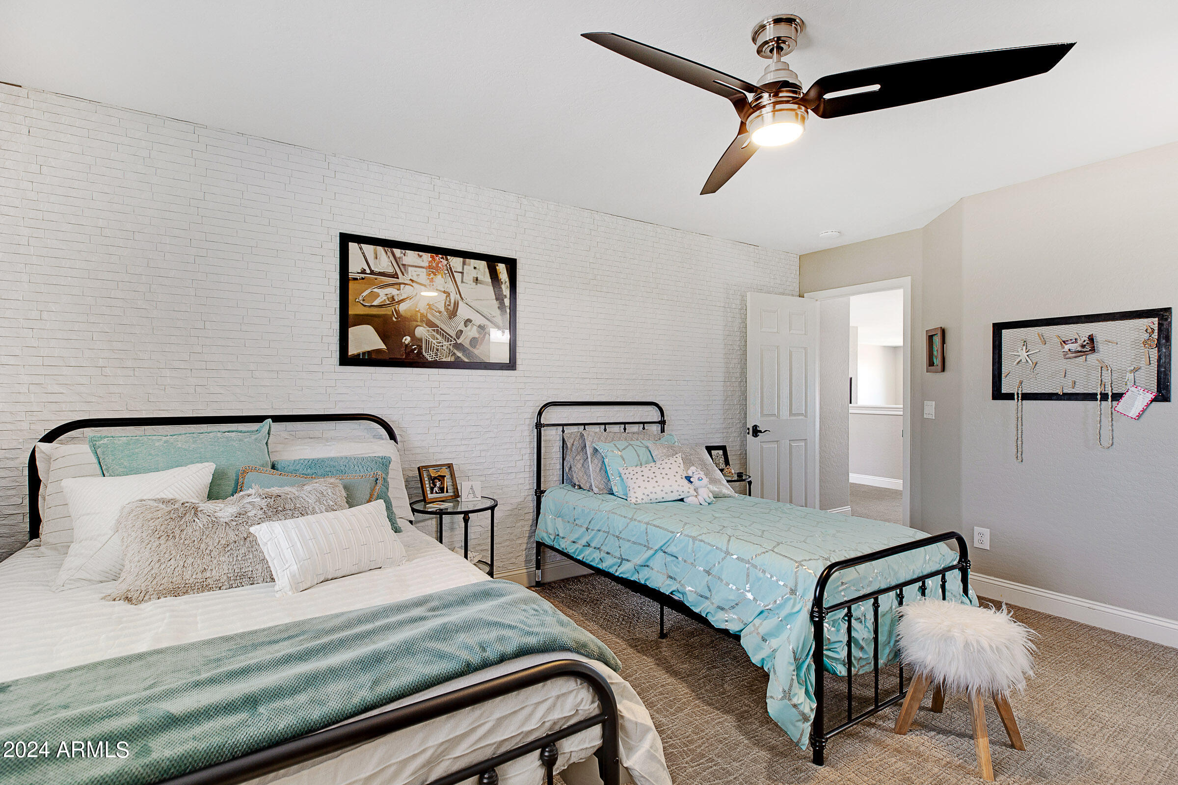 2001 E Palm Beach Drive