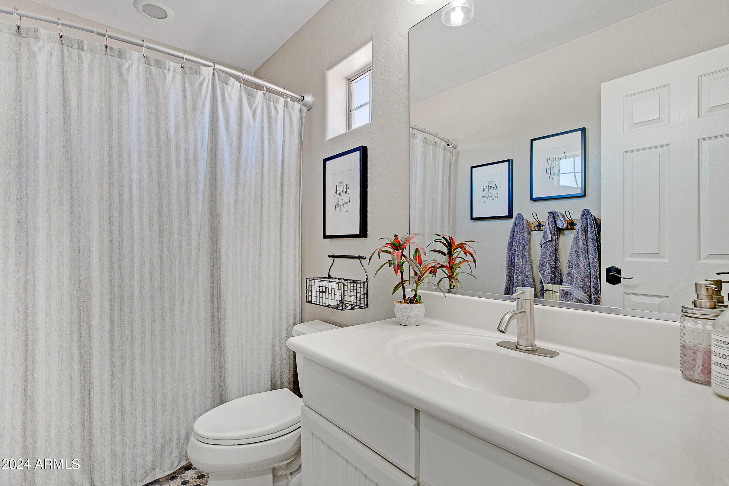 2001 E Palm Beach Drive