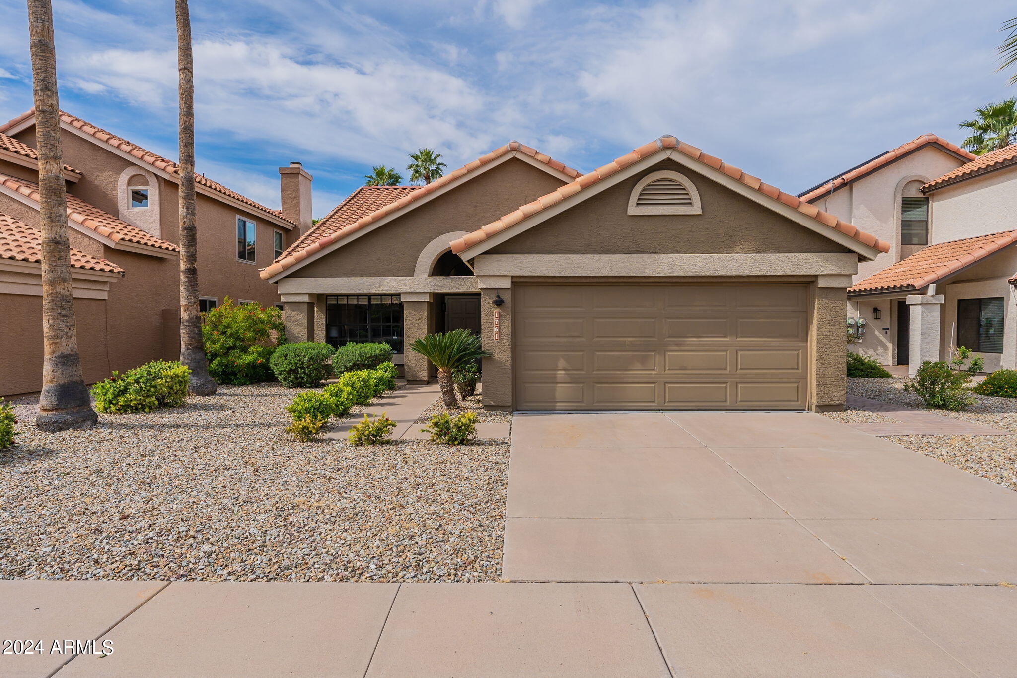 1761 W IVANHOE Street