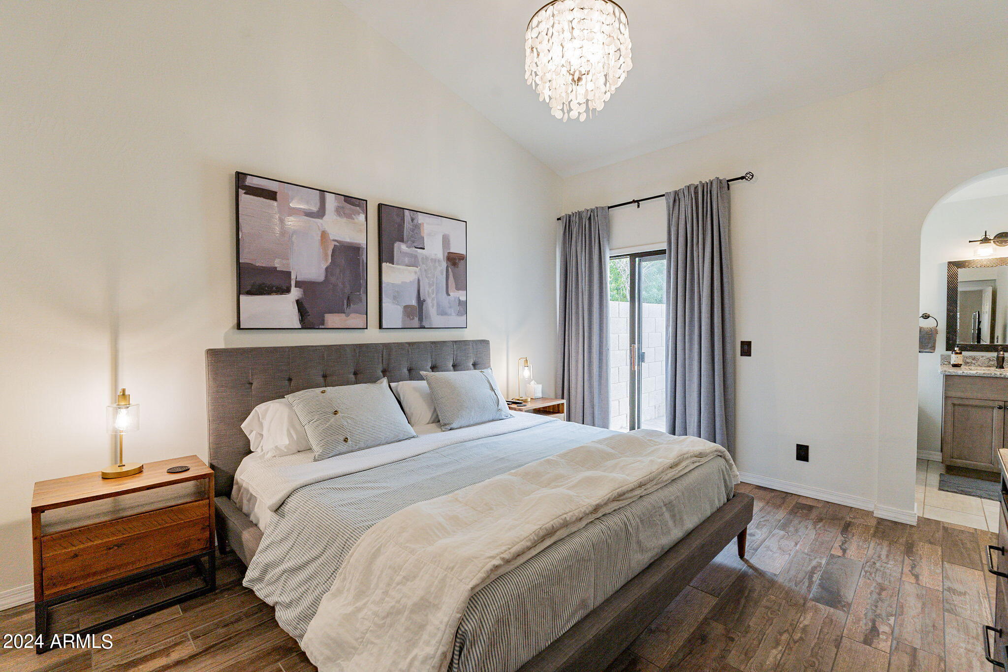 1761 W IVANHOE Street