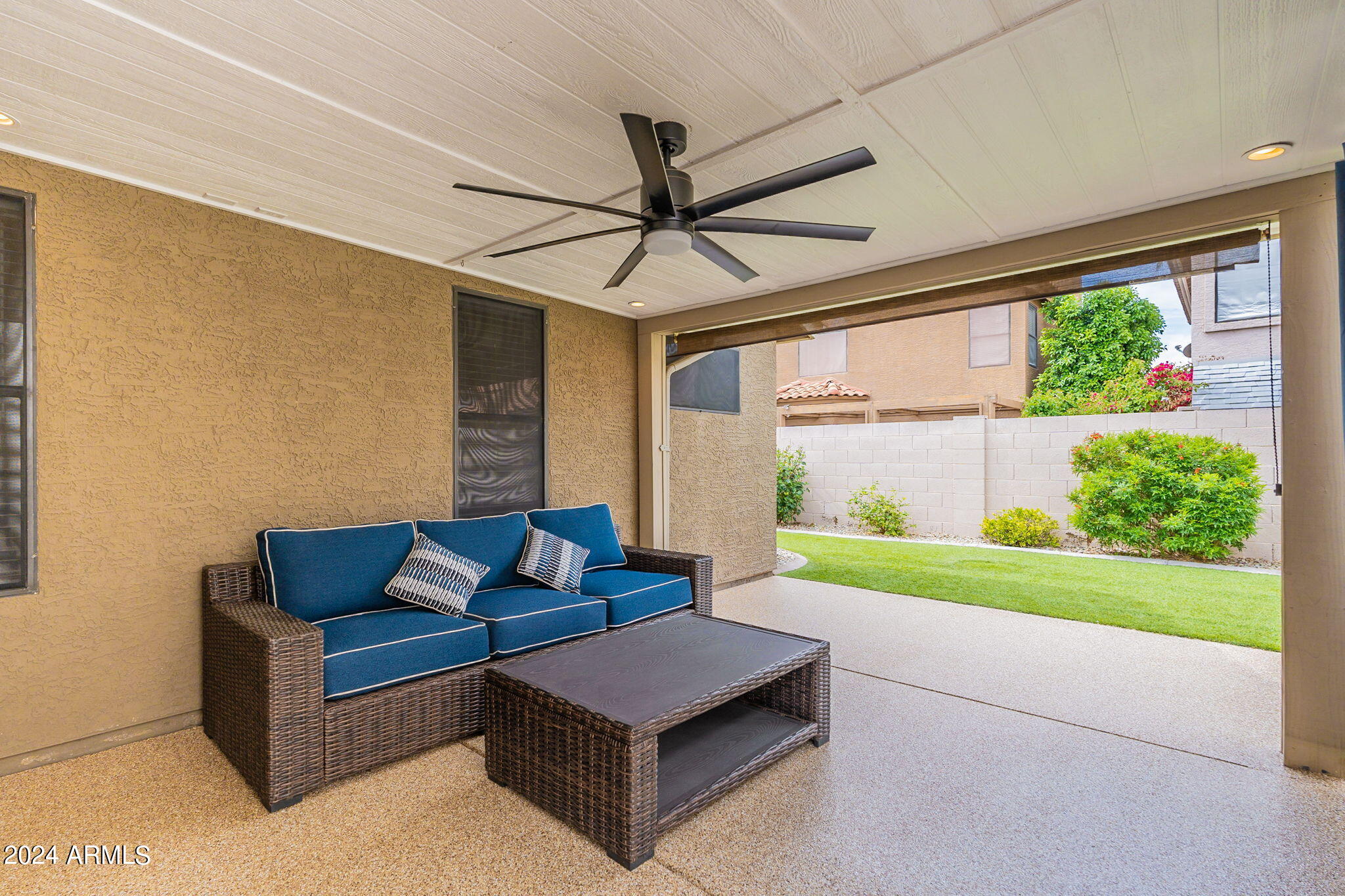 1761 W IVANHOE Street