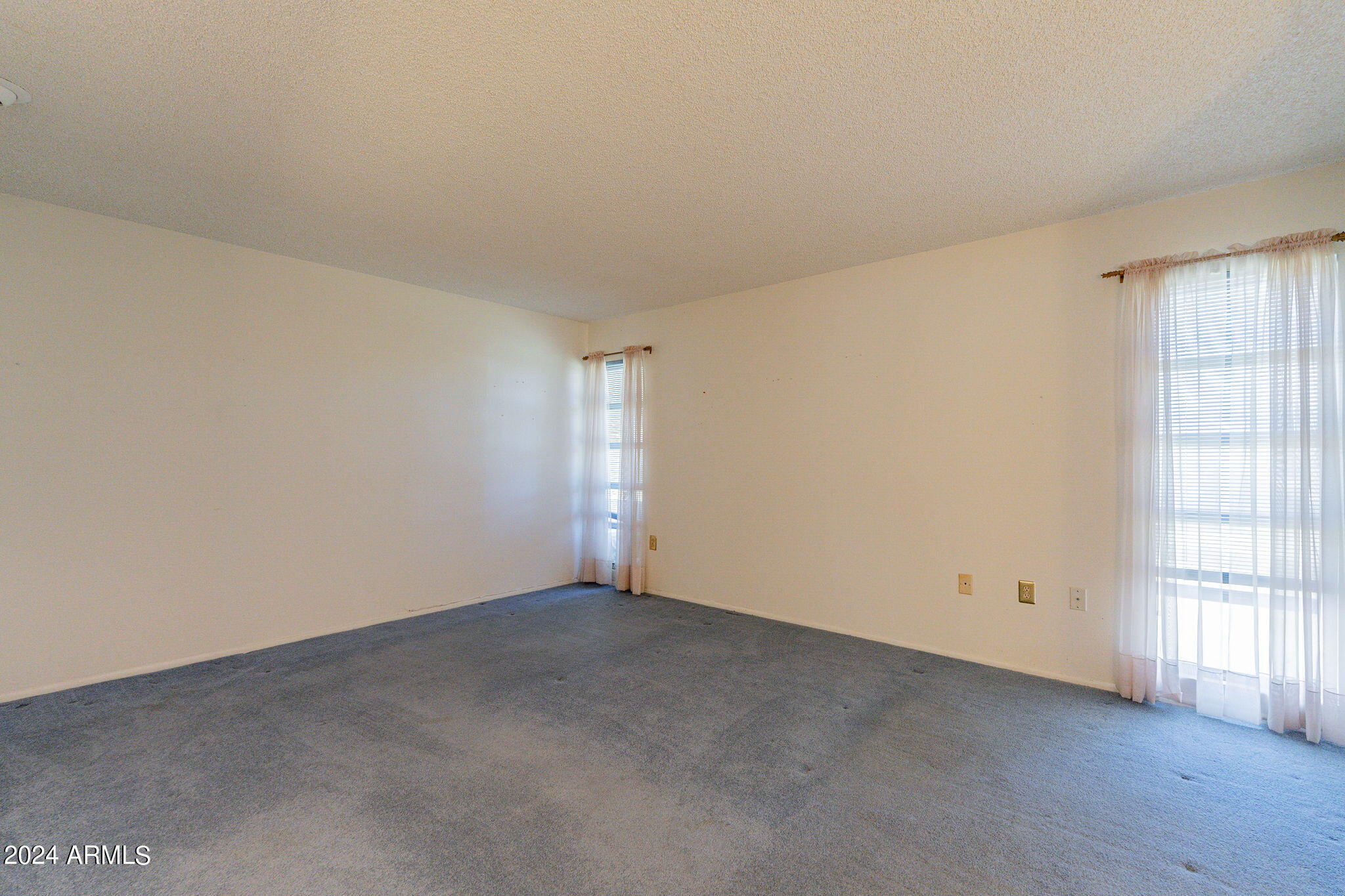 9601 W SHASTA Drive