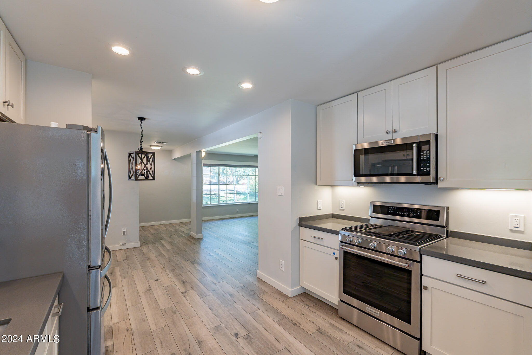 1821 E BETHANY HOME Road