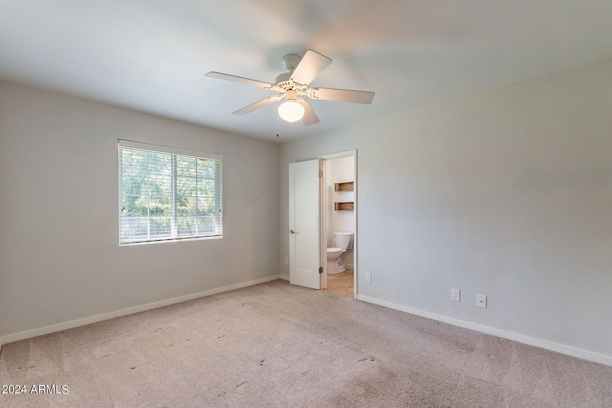 1821 E BETHANY HOME Road