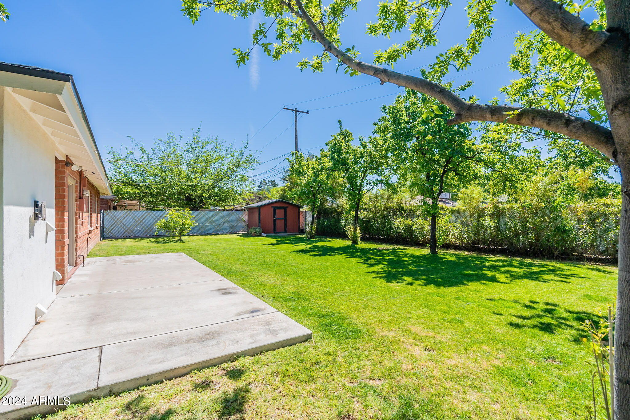 1821 E BETHANY HOME Road