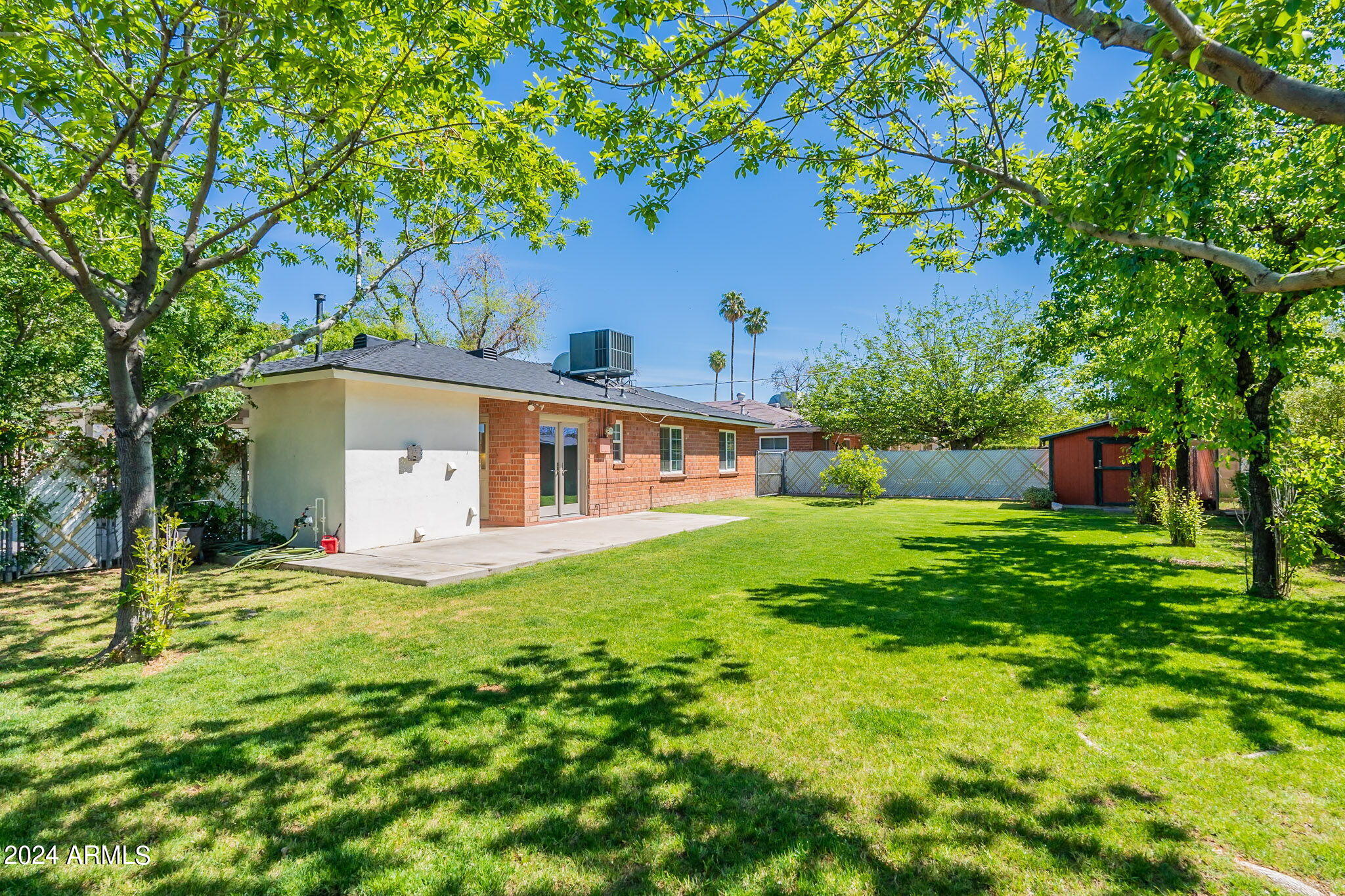 1821 E BETHANY HOME Road